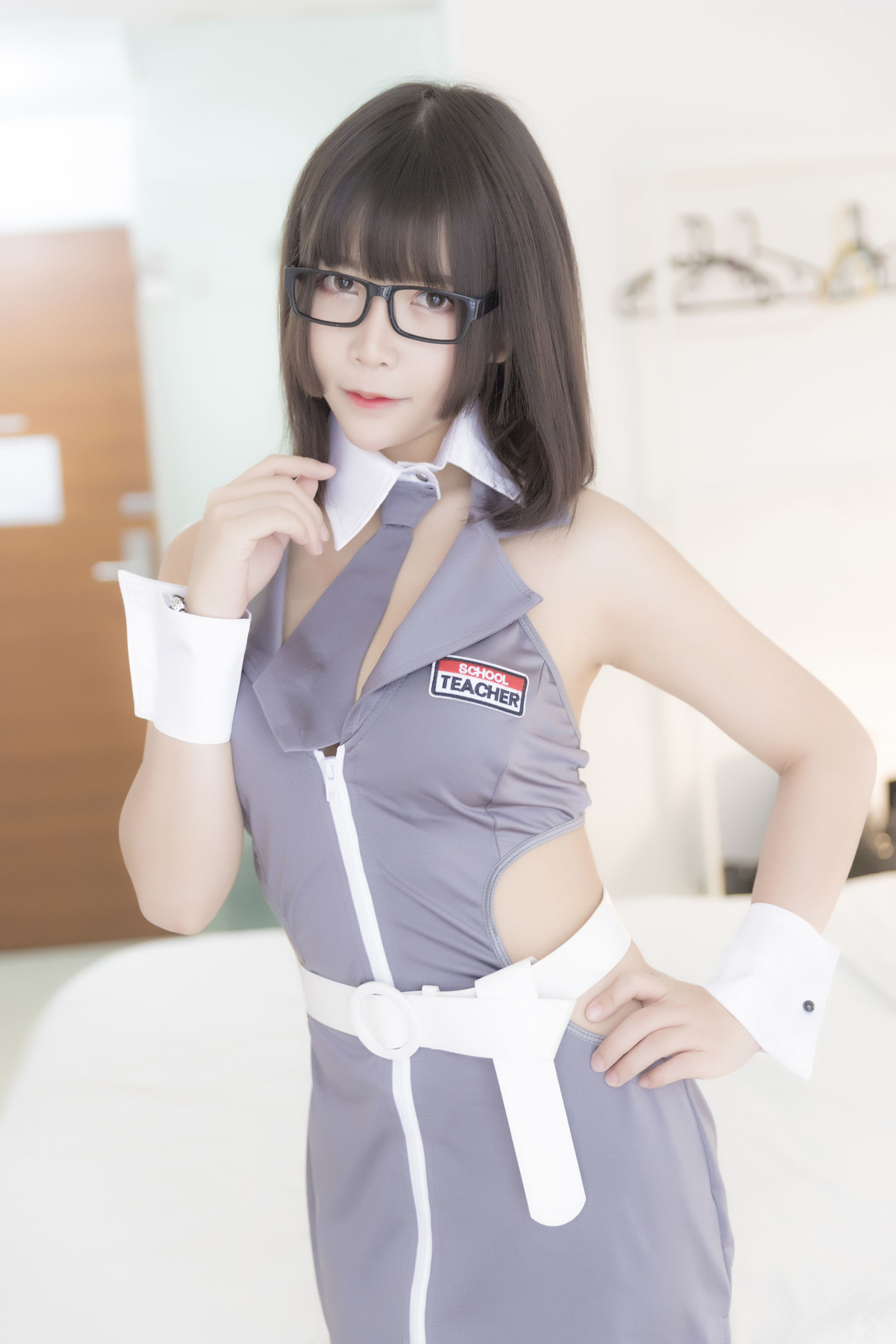 图片[12]-二次元妹子抱走莫子aa 黑丝制服[45P]-六色网