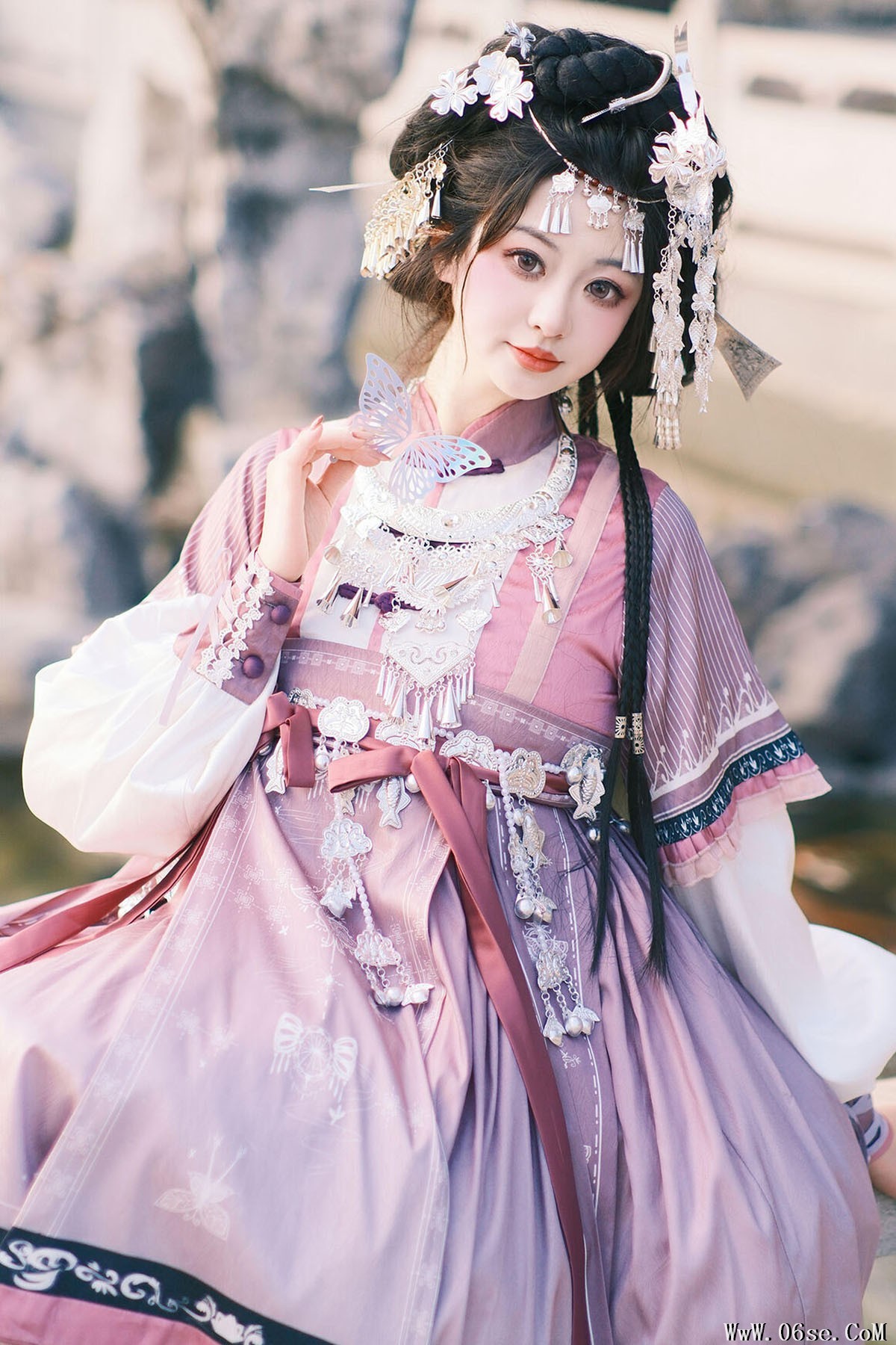 YiTuYu艺图语 Vol.6307 Bu Ke Ai De He He Miao[32P]-六色网