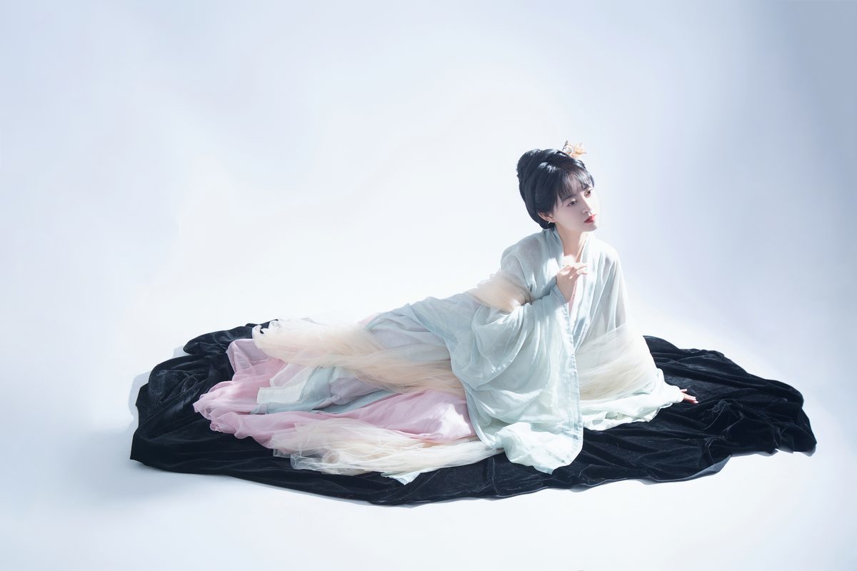图片[9]-YiTuYu艺图语 Vol.6044 Yi Xuan[22P]-六色网