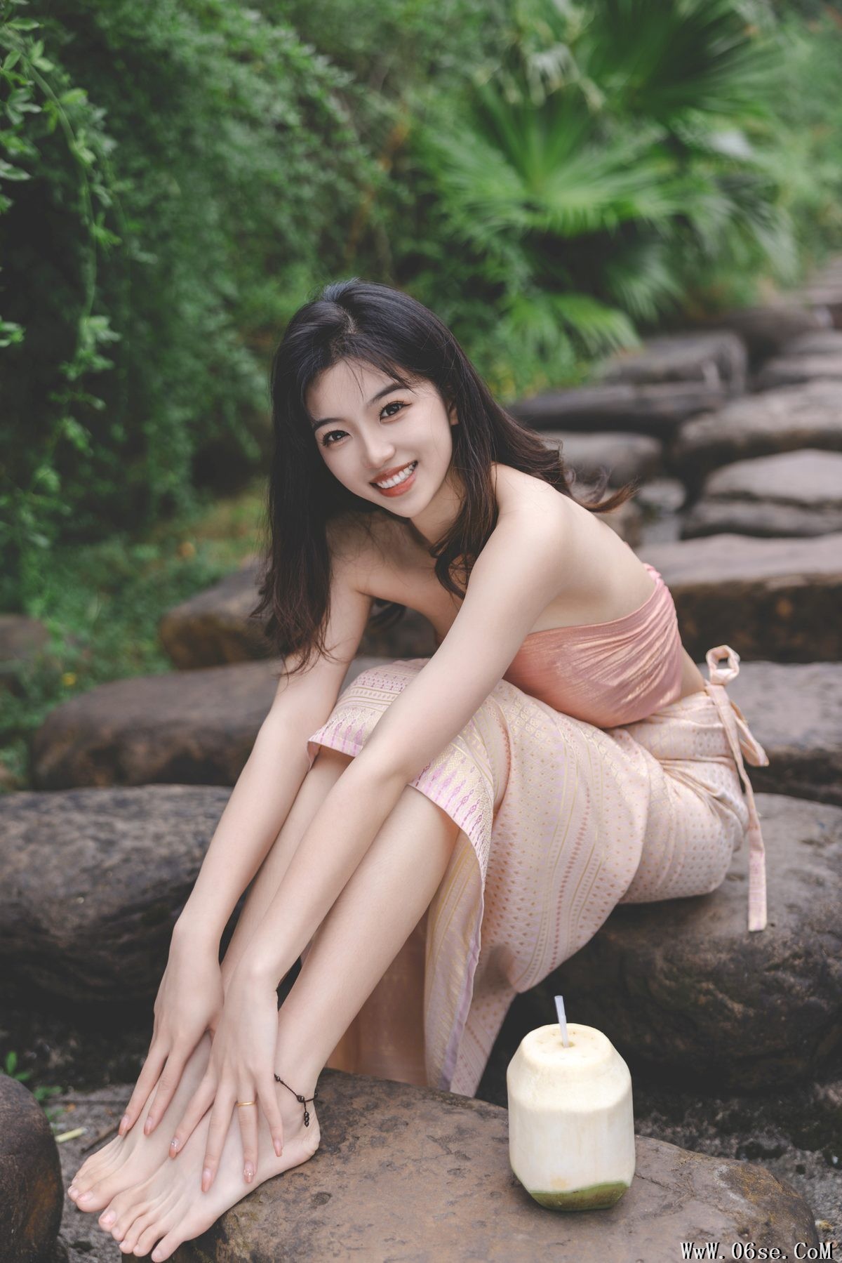 图片[25]-YiTuYu艺图语 Vol.4742 Aka Ki Qing Ko[33P]-六色网
