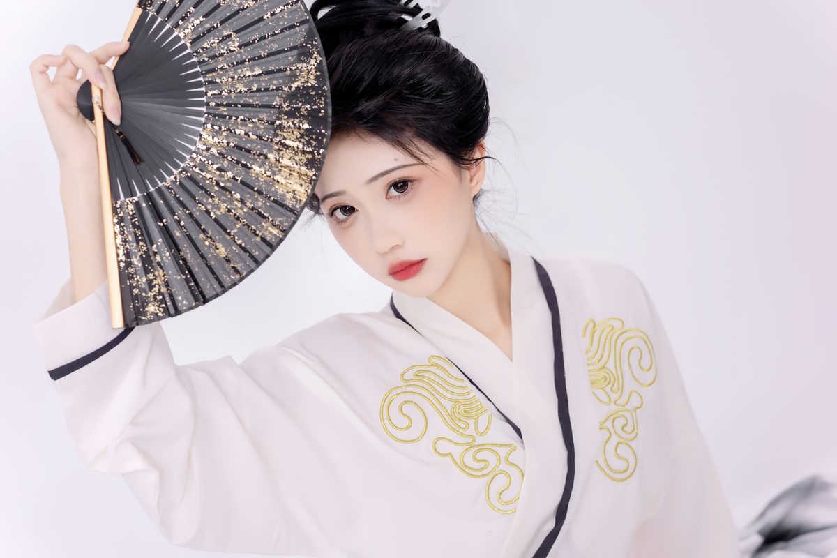 图片[14]-YiTuYu艺图语 Vol.3527 Qi Luo Sheng De Xiao Su Su[28P]-六色网