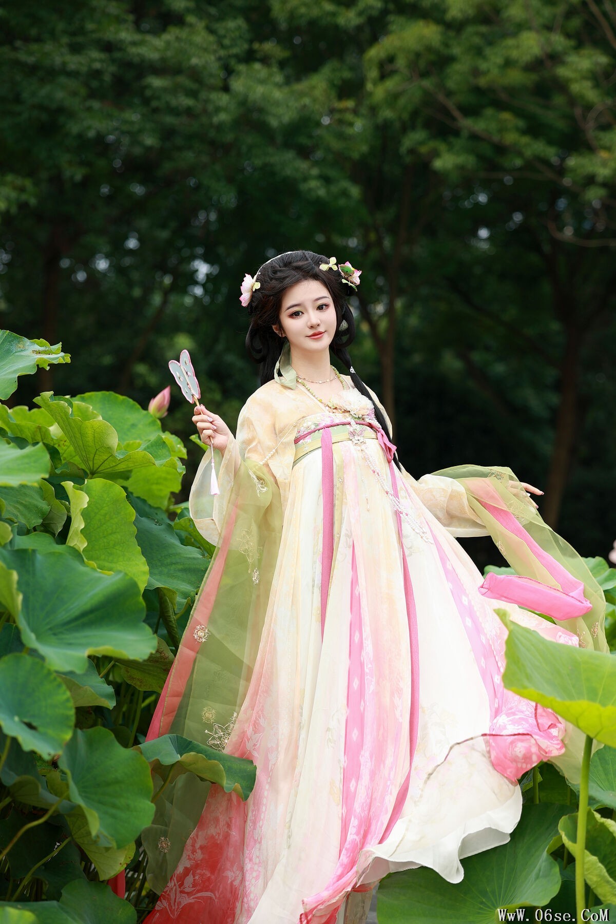图片[18]-YiTuYu艺图语 Vol.7542 Bu Ke Ai De He He Miao[24P]-六色网