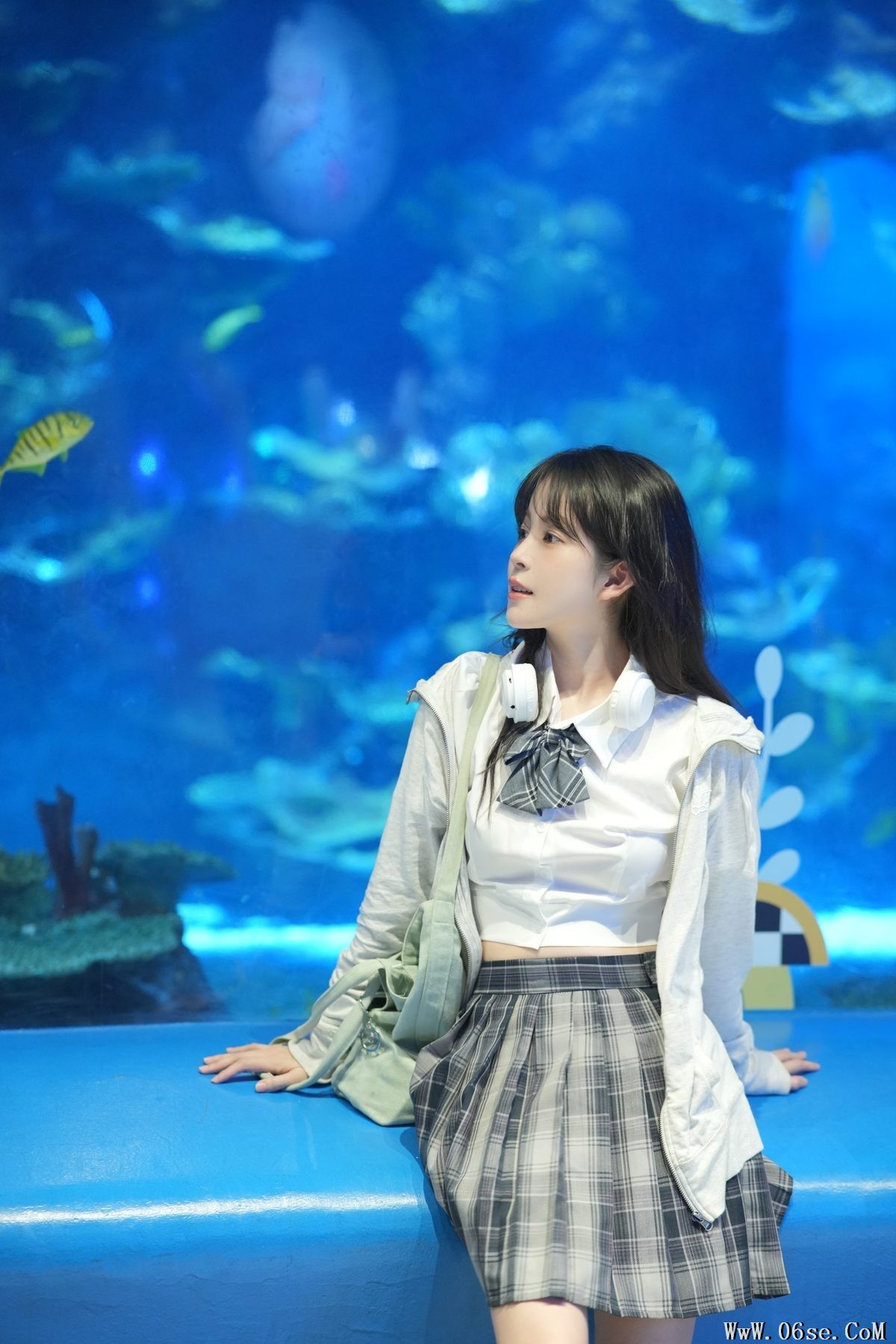 图片[17]-YiTuYu艺图语 Vol.5103 Luo Xin Xin[22P]-六色网