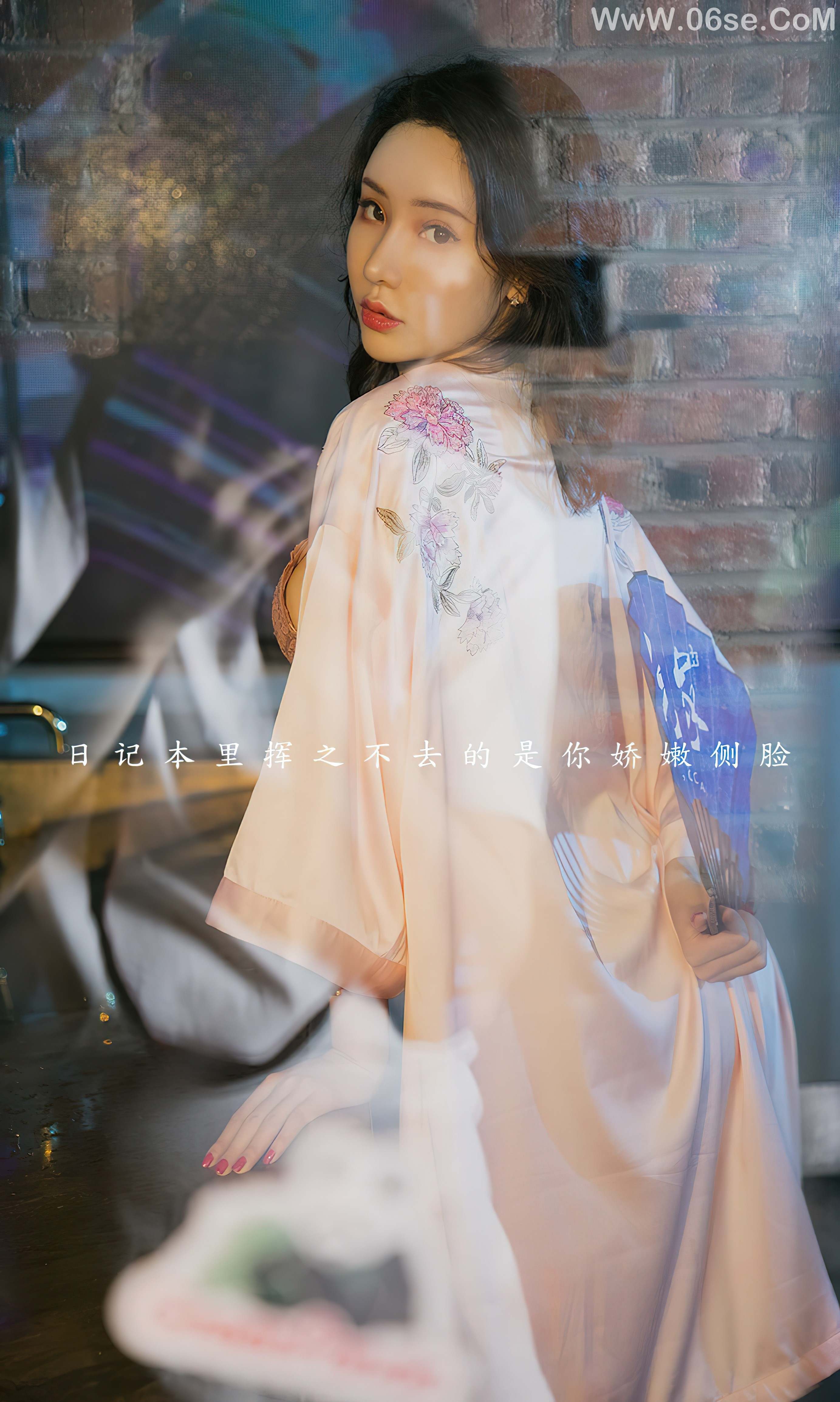 图片[2]-UGIRLS – Ai You Wu App No.2521 Irene – Meng Qi Qi (萌琪琪)-六色网