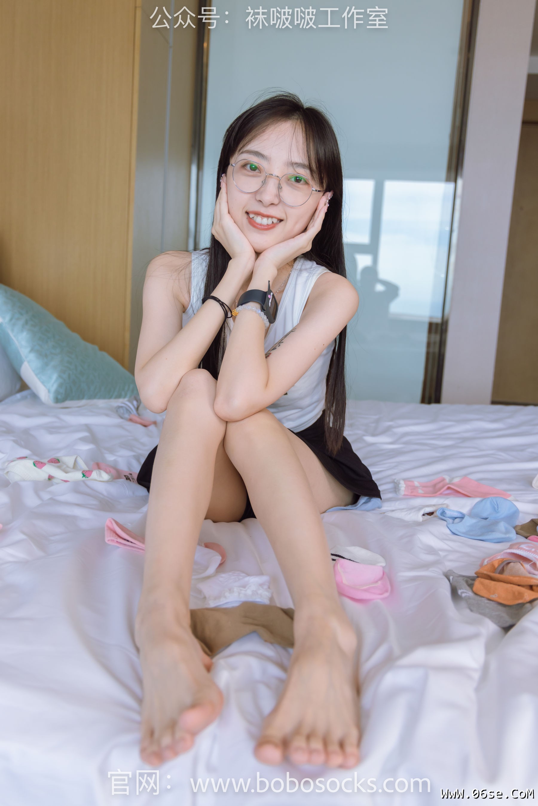 图片[23]-BoBoSocks袜啵啵 No.127 稚予-麦昆板鞋、两双自然穿旧棉袜、裸足[139P]-六色网