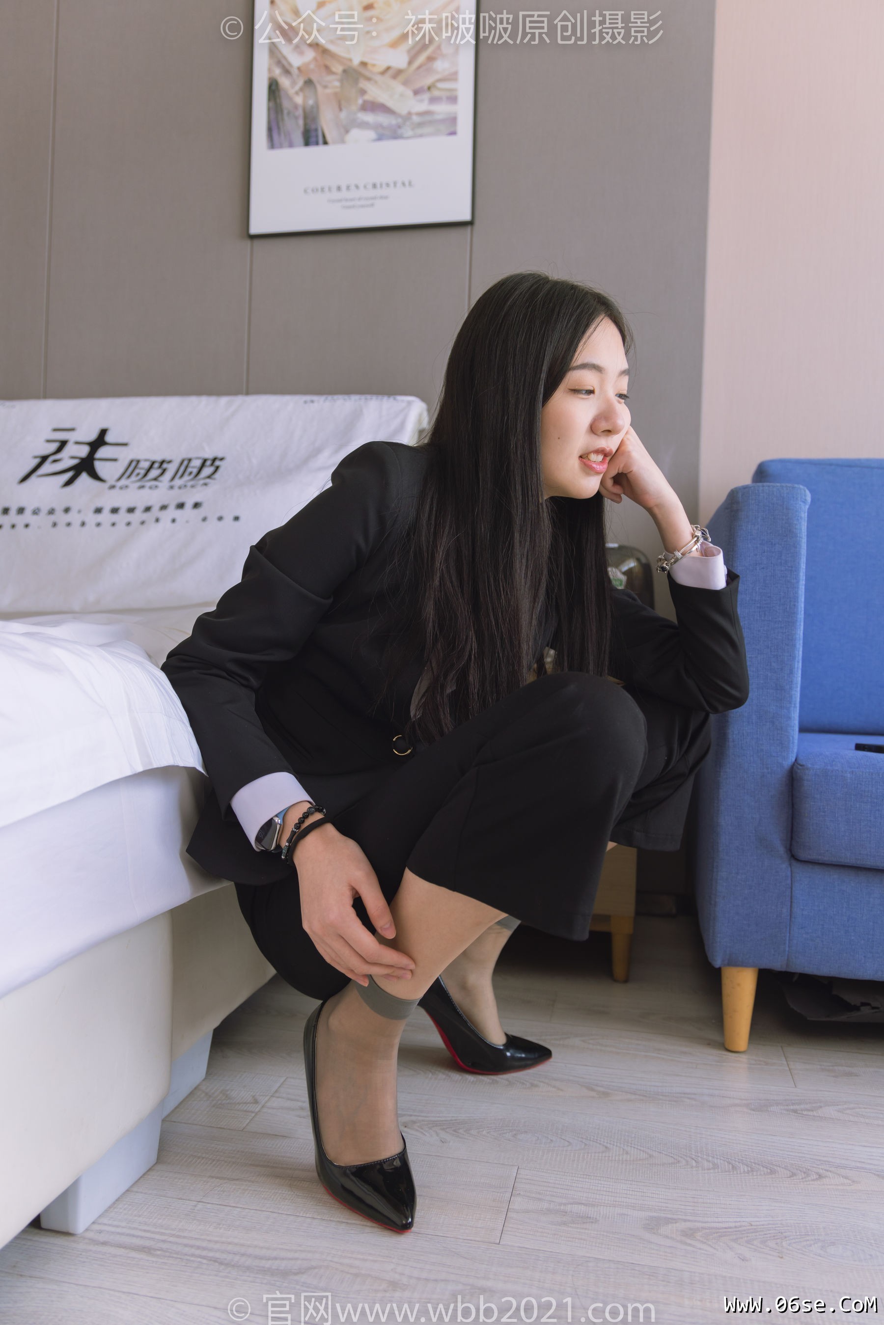 图片[272]-BoBoSocks袜啵啵 No.245 小甜豆 -高跟鞋、短灰丝、半蹲镜头较多[299P]-六色网
