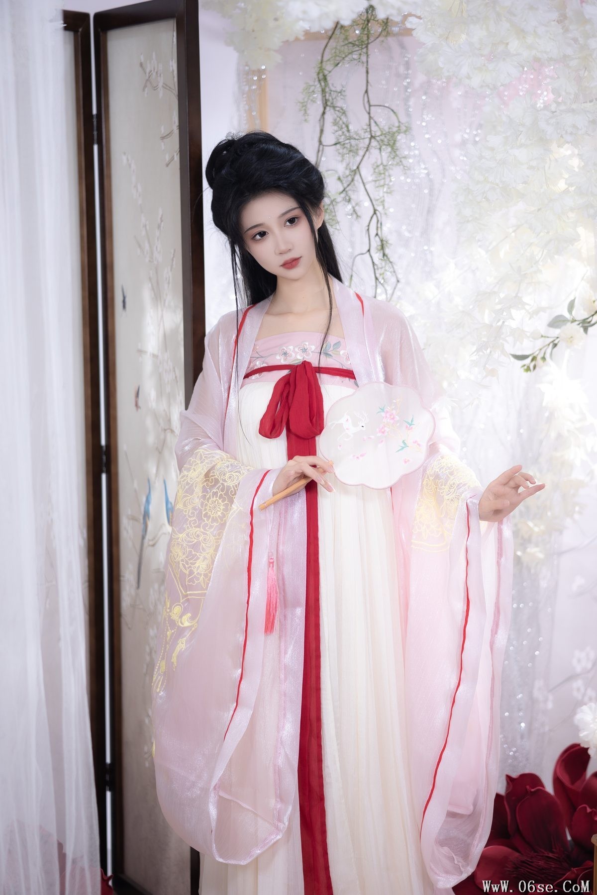 图片[4]-YiTuYu艺图语 Vol.4146 Qi Luo Sheng De Xiao Su Su[27P]-六色网