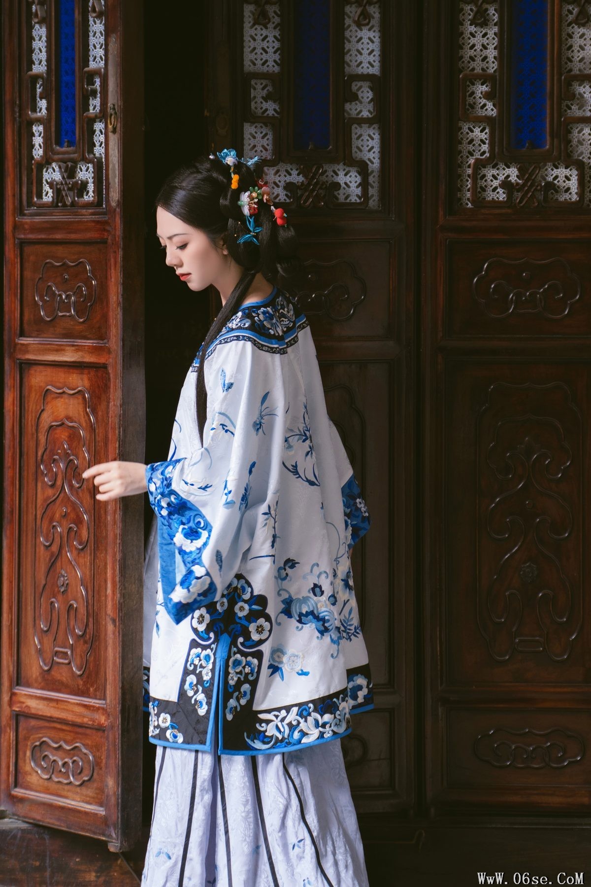 图片[5]-YiTuYu艺图语 Vol.5322 Qian Xue Ya[35P]-六色网