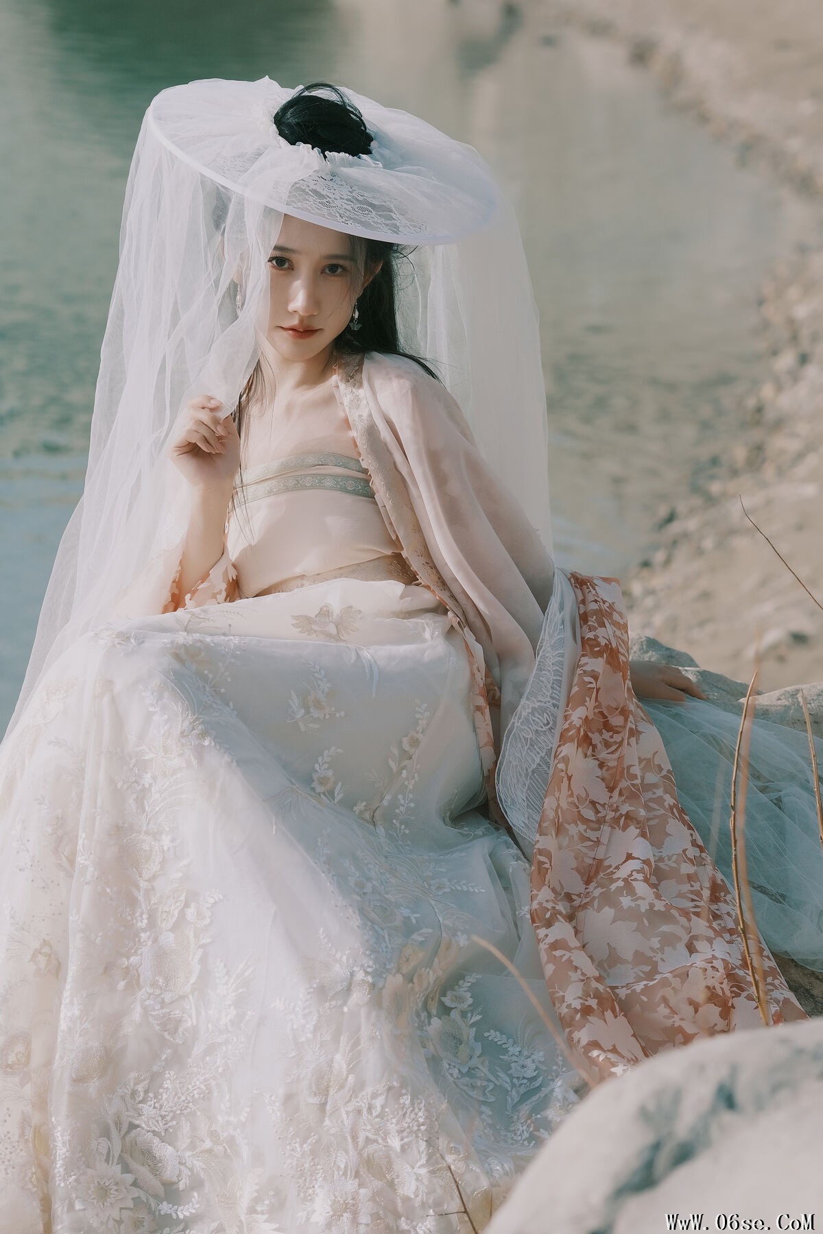 图片[7]-YiTuYu艺图语 Vol.7275 Xiao Bei Ke Qing Bu Yao Fang Qi[25P]-六色网