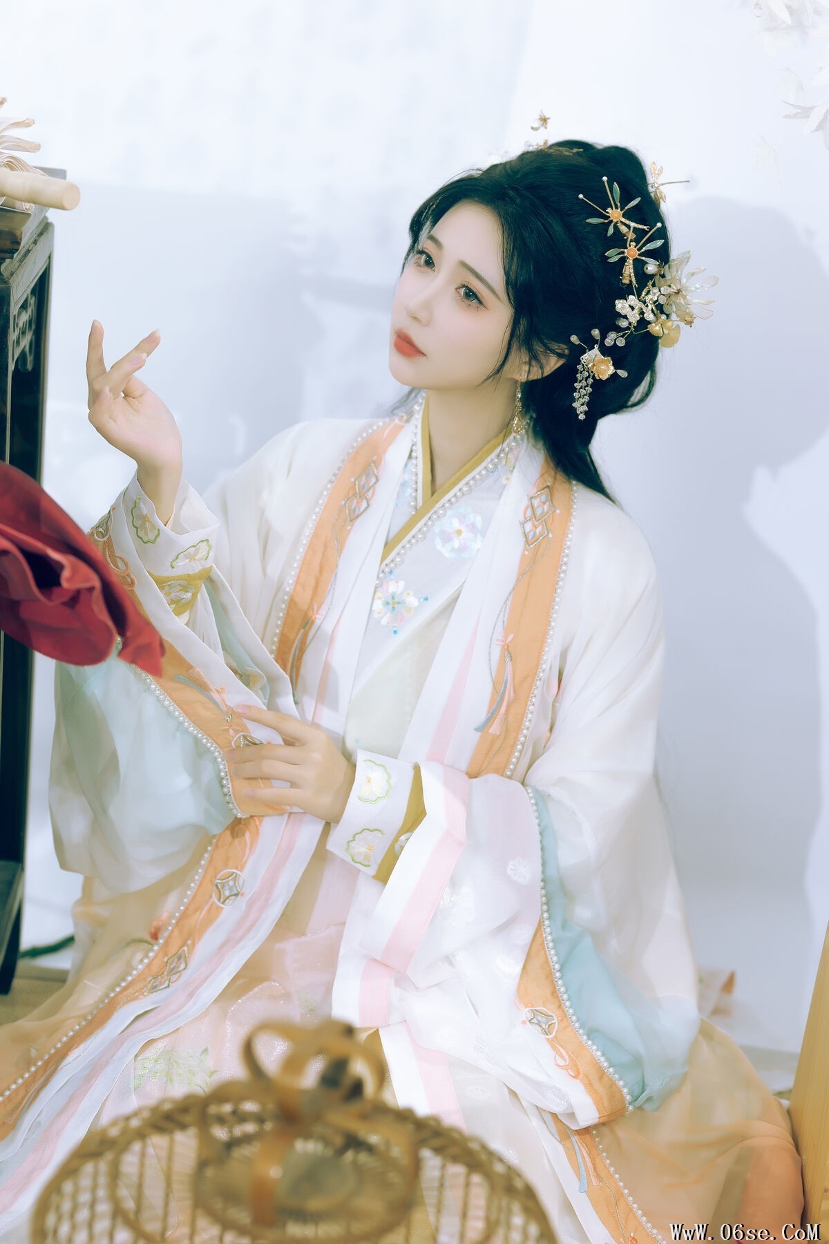 图片[26]-YiTuYu艺图语 Vol.6689 Qi Luo Sheng De Xiao Su Su[29P]-六色网