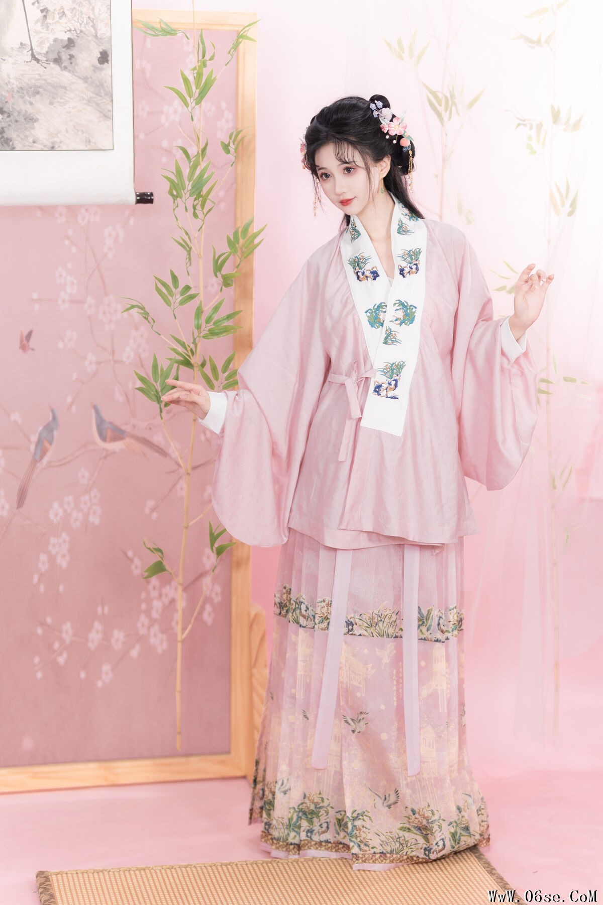 图片[4]-YiTuYu艺图语 Vol.7149 Qi Luo Sheng De Xiao Su Su[26P]-六色网