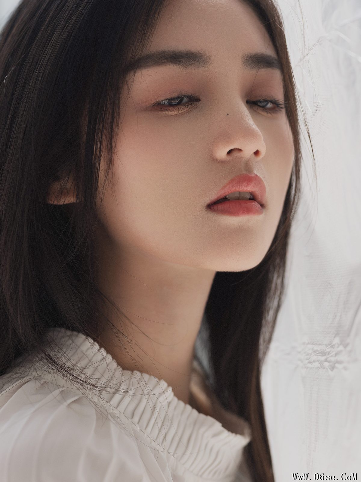 图片[31]-YiTuYu艺图语 Vol.3712 Yu Wen[49P]-六色网