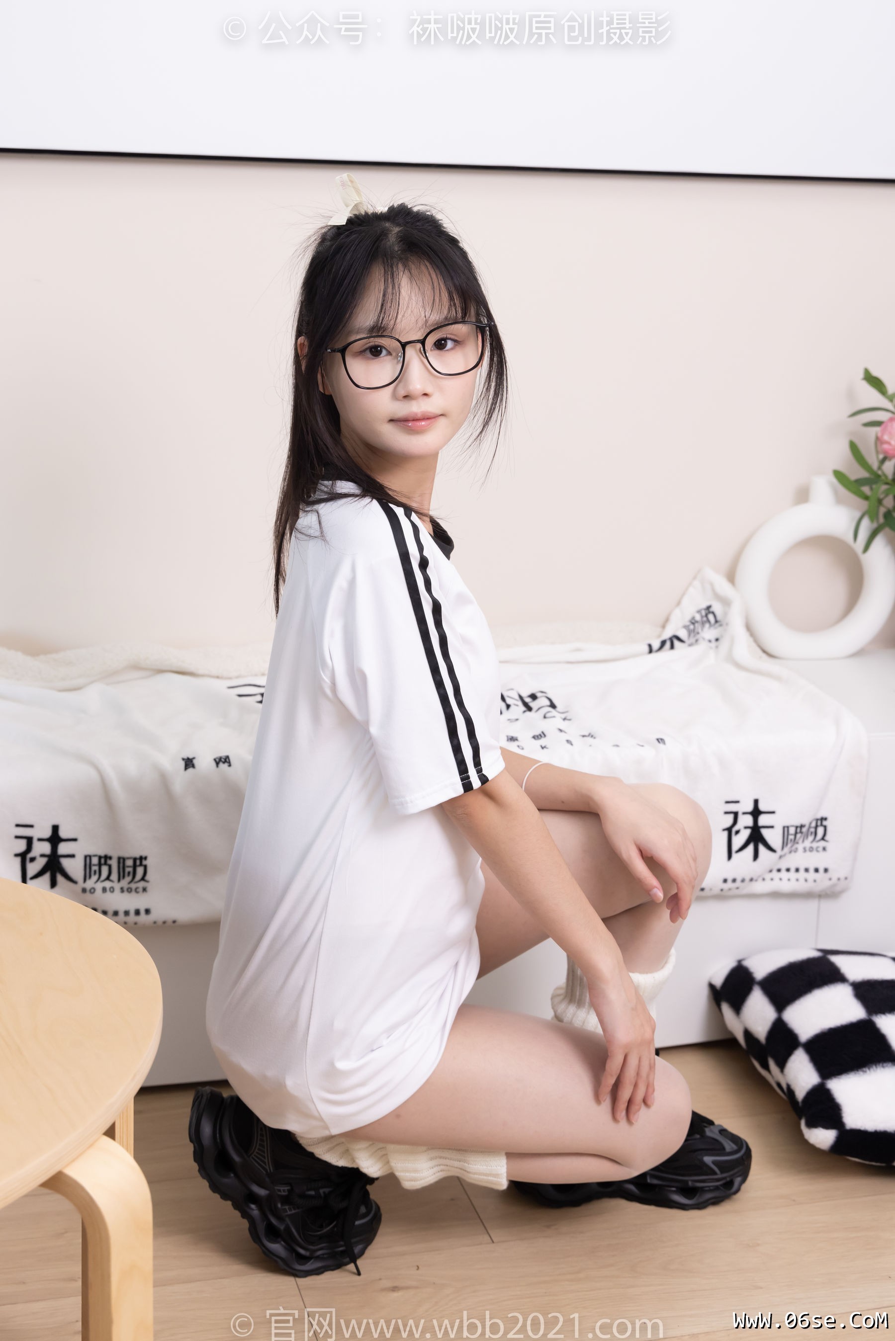 图片[76]-BoBoSocks袜啵啵 No.376 甜甜圈 -运动鞋、堆堆袜套、白丝[150P]-六色网