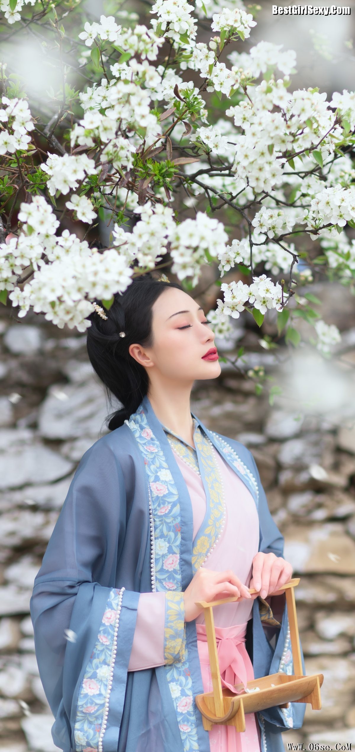 图片[20]-YiTuYu艺图语 Vol.3999 Wei Wei[43P]-六色网