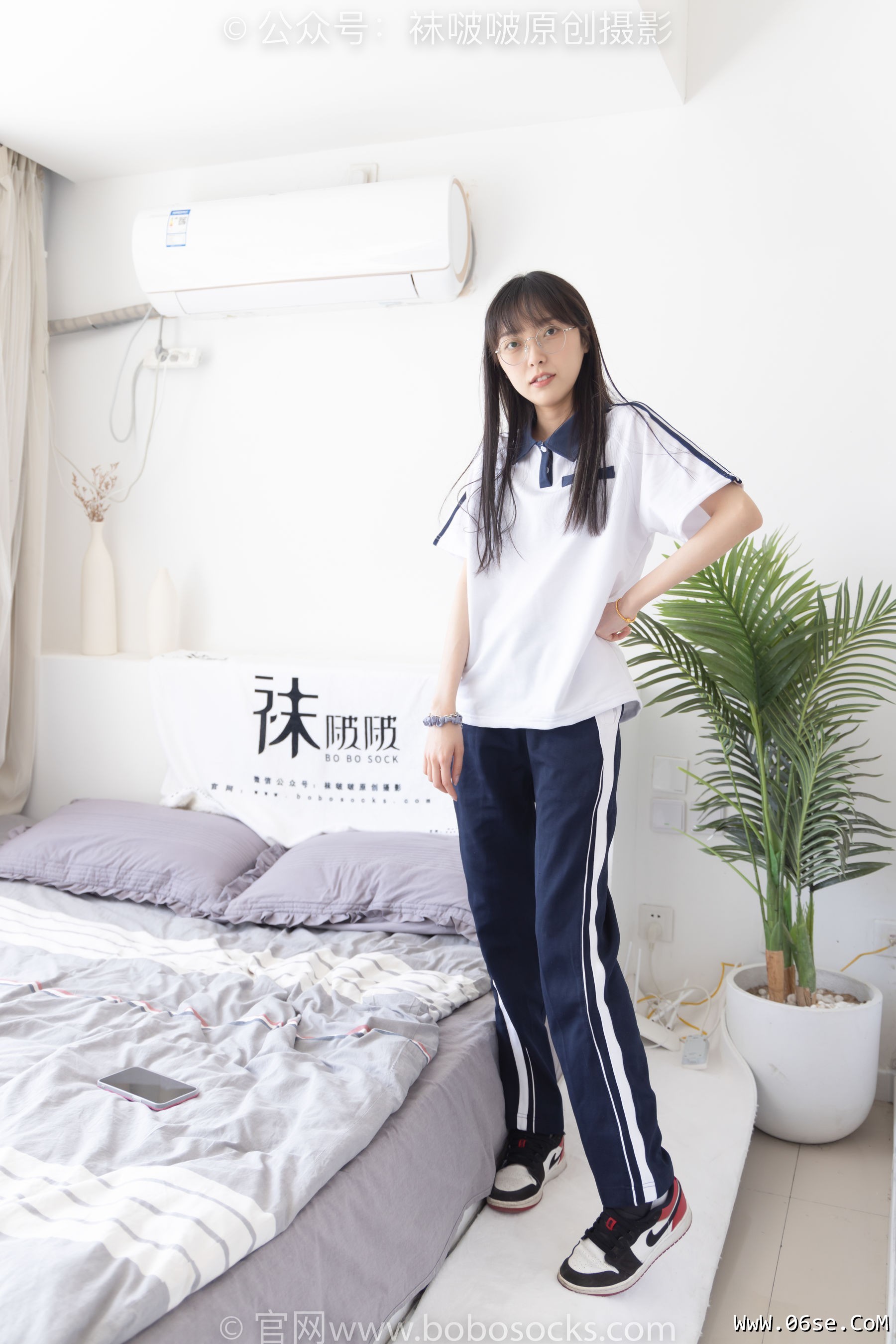 图片[48]-BoBoSocks袜啵啵 No.207 稚予 -aj板鞋、白棉袜、油亮白丝、校服裤里丝[140P]-六色网