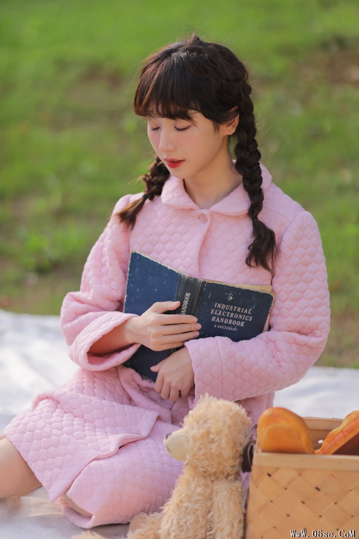 图片[34]-YiTuYu艺图语 Vol.3109 Gu Lin X[38P]-六色网
