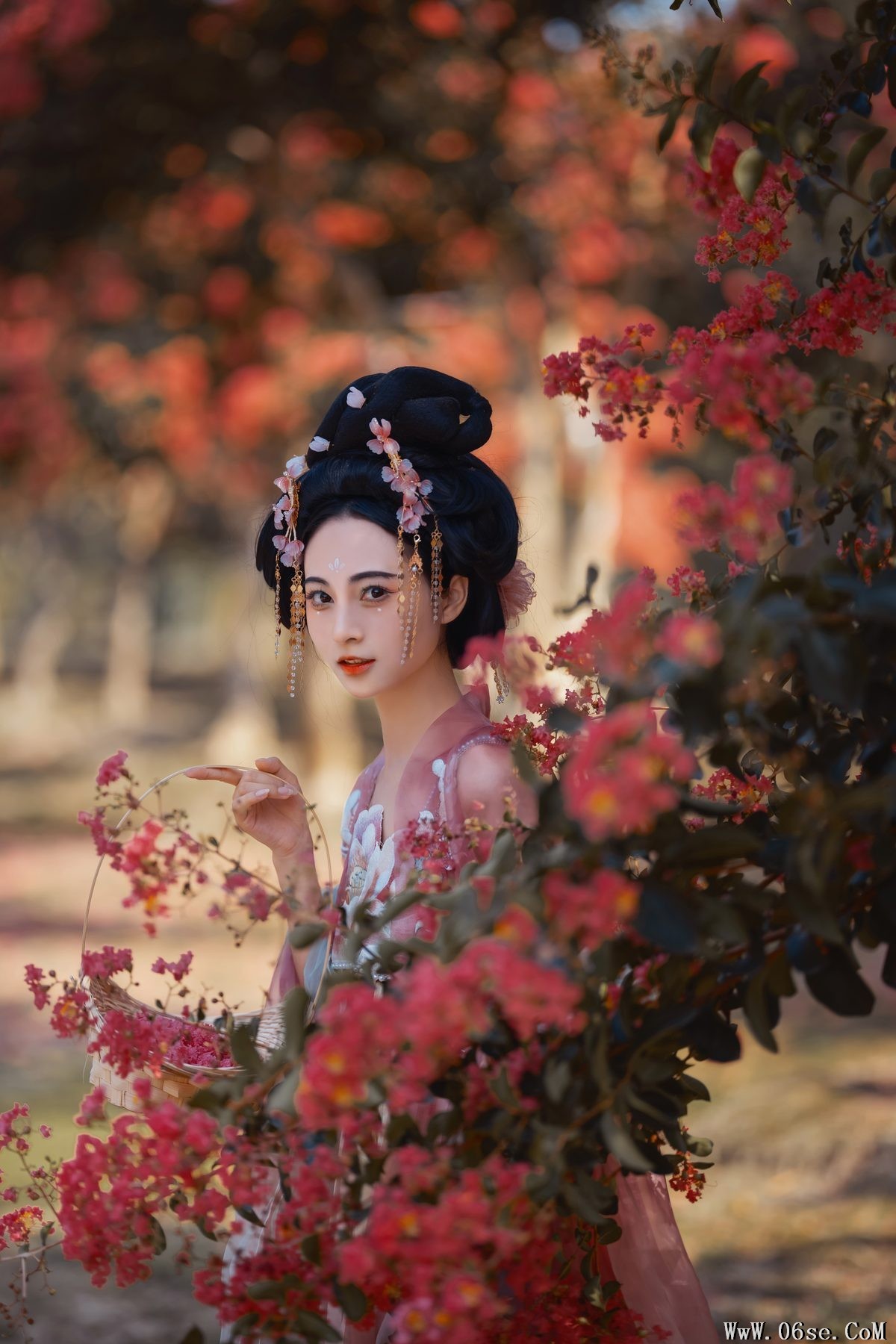 图片[41]-YiTuYu艺图语 Vol.5079 Qian Luo[66P]-六色网