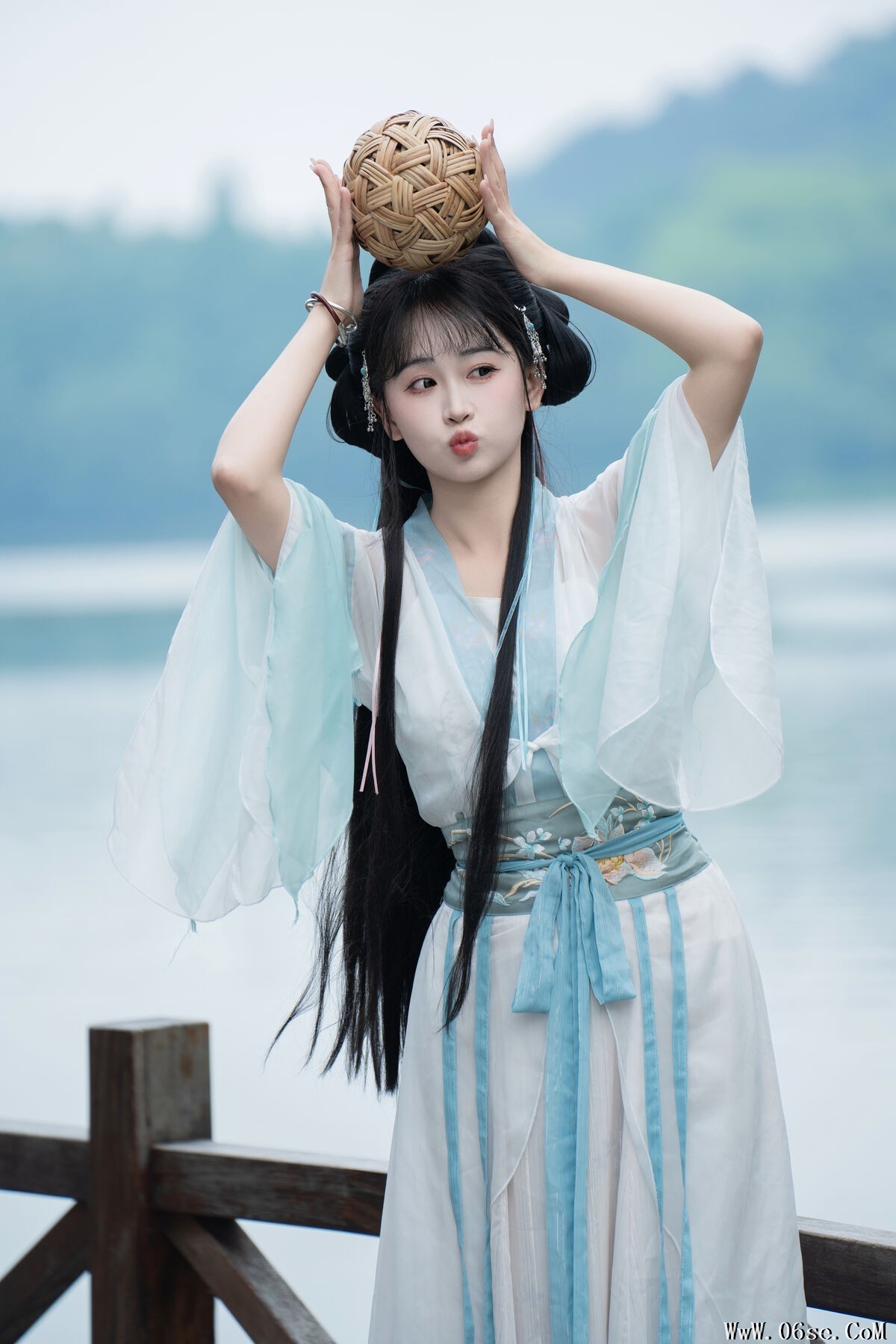 图片[17]-YiTuYu艺图语 Vol.7123 Jiao Yi Zhi Sui Sui[31P]-六色网