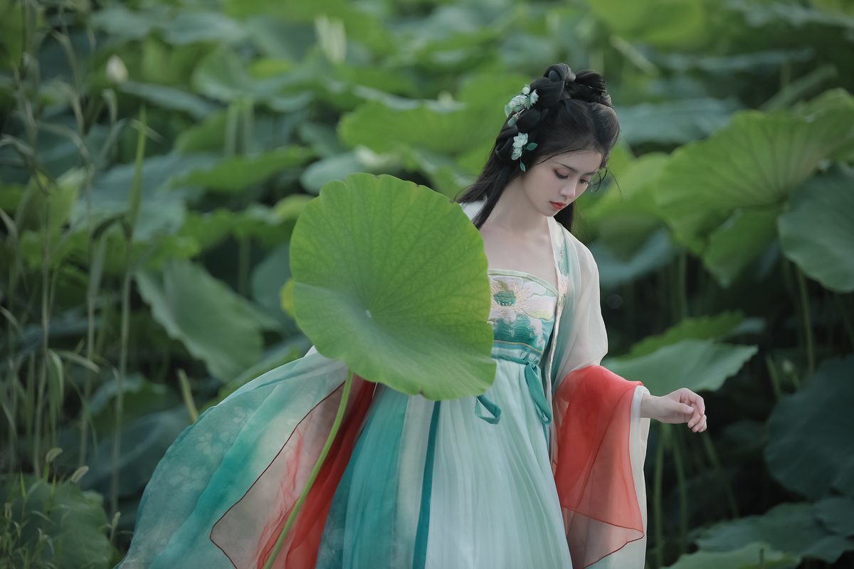 图片[5]-YiTuYu艺图语 Vol.5154 Dai Bu Zhu De Yi Mi[35P]-六色网
