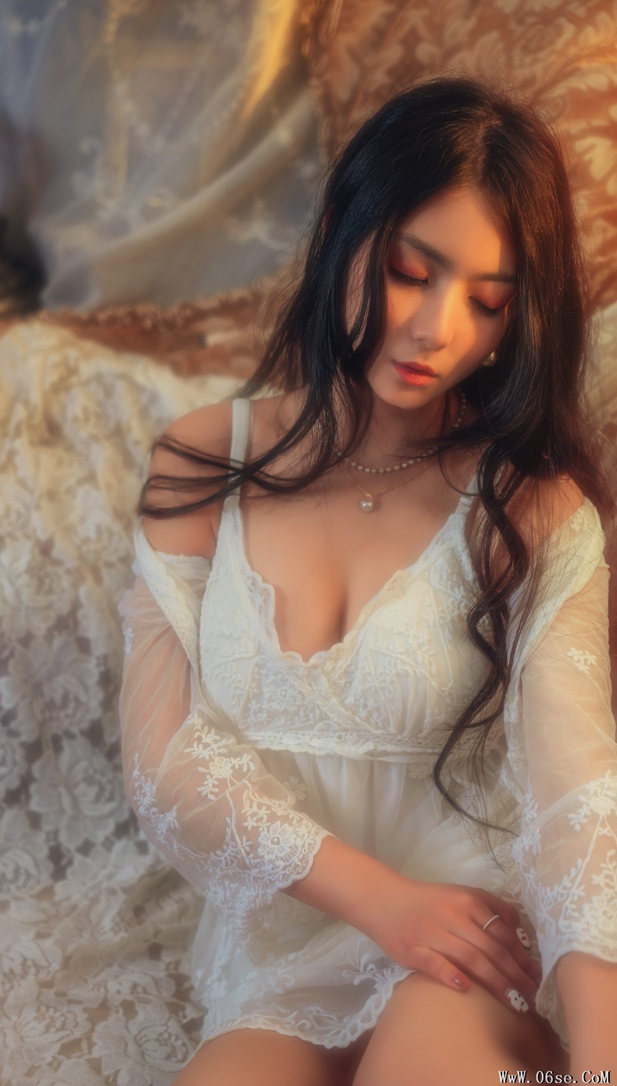 图片[25]-YiTuYu艺图语 Vol.4447 Ling Ji Chu De Mi Tuan[25P]-六色网