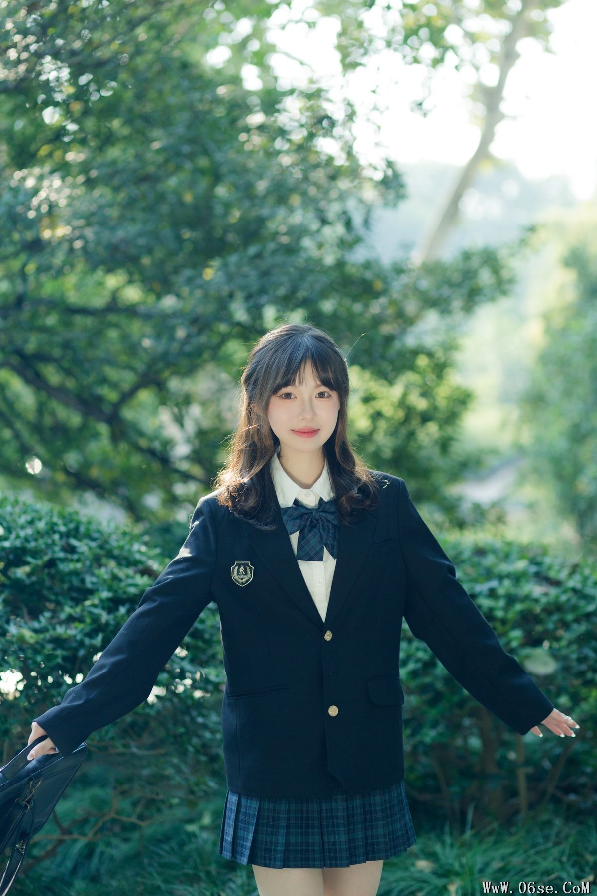图片[3]-YiTuYu艺图语 Vol.6194 Lin Lin[24P]-六色网