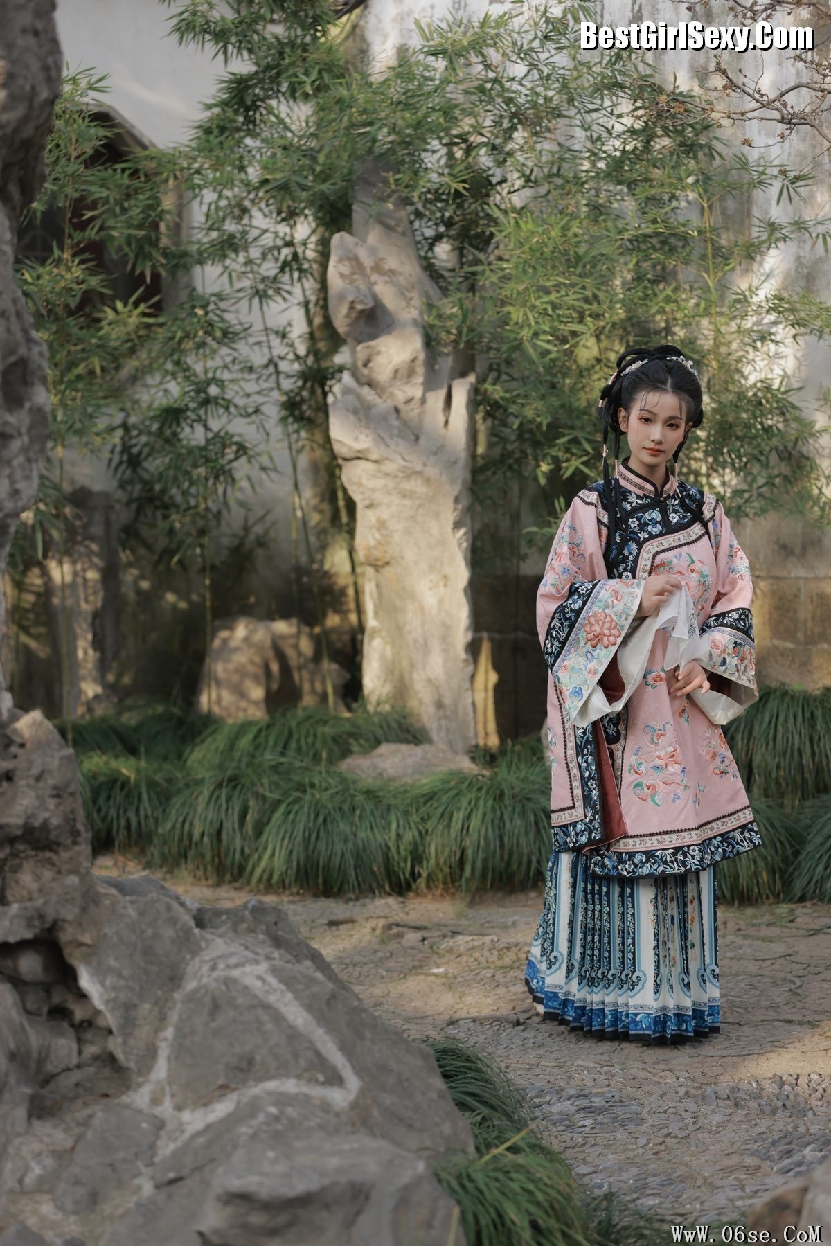 图片[24]-YiTuYu艺图语 Vol.3915 Yan Xiao Qi[33P]-六色网