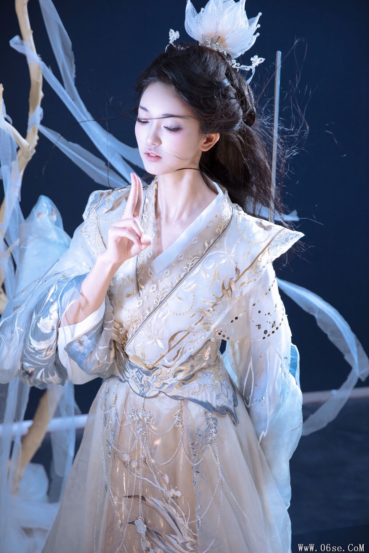 图片[22]-YiTuYu艺图语 Vol.7417 Leng Ku Wang Ye[23P]-六色网