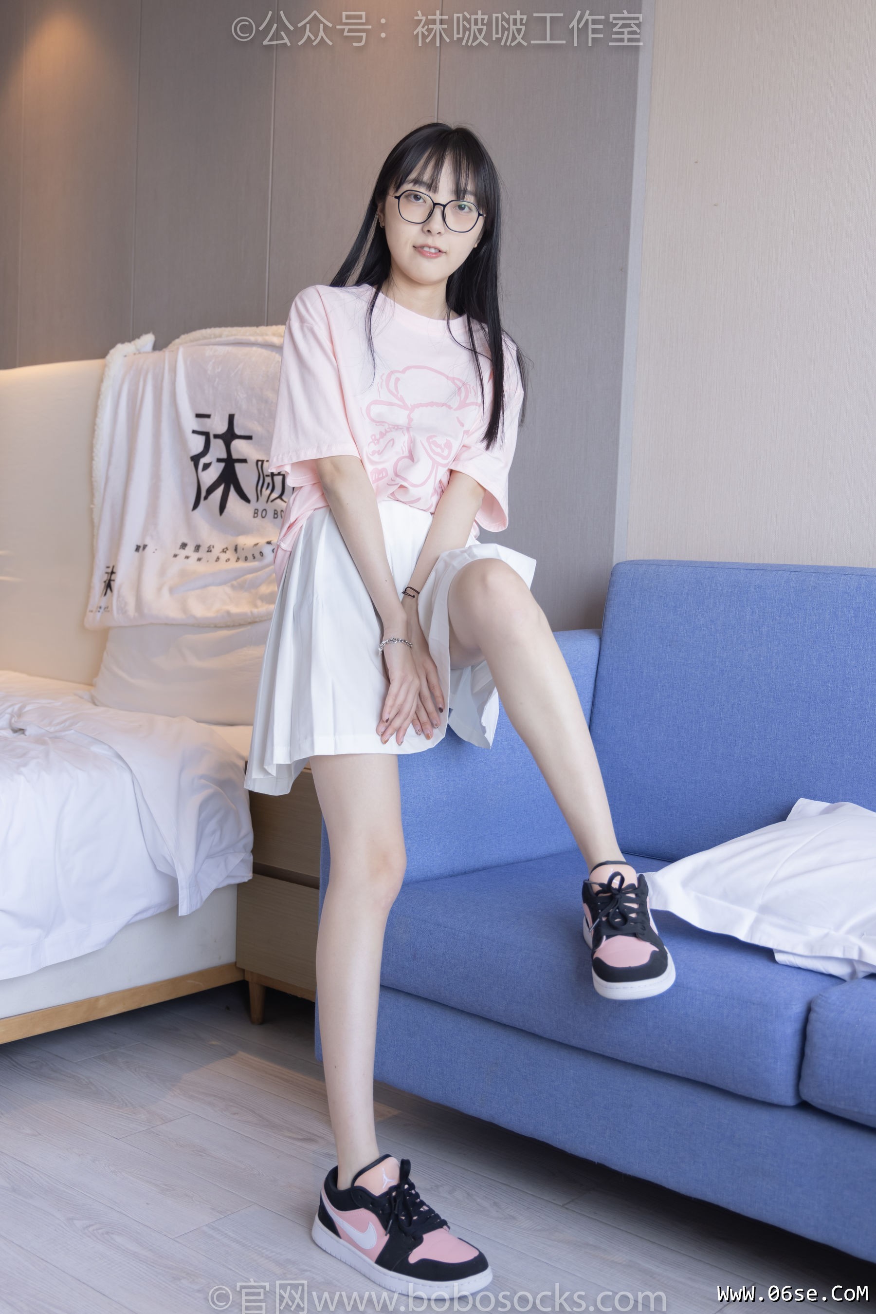 图片[8]-BoBoSocks袜啵啵 No.091 稚予-板鞋、淡粉色船袜、黑色船袜、裸足[148P]-六色网