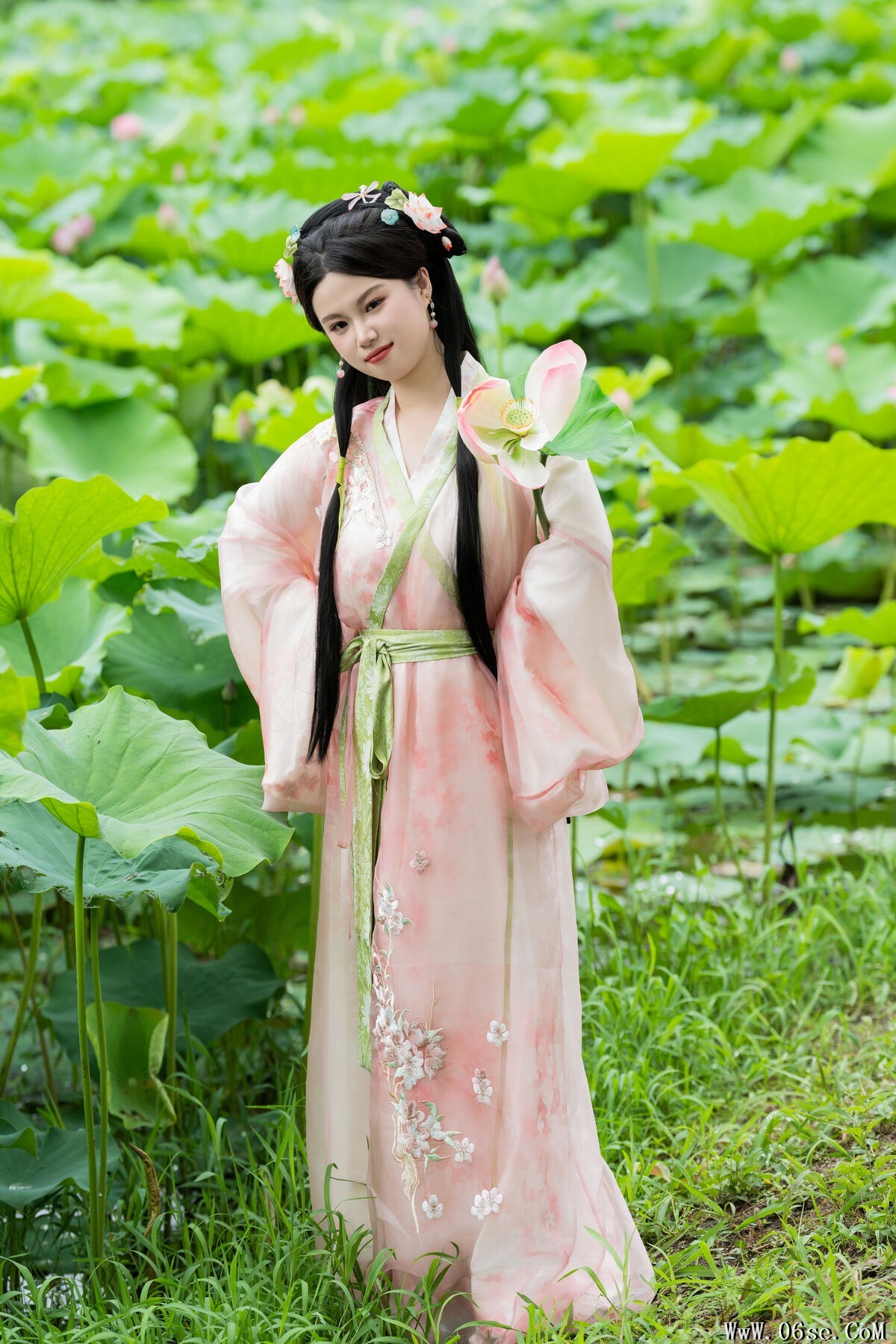图片[22]-YiTuYu艺图语 Vol.7333 Xi Gua[25P]-六色网