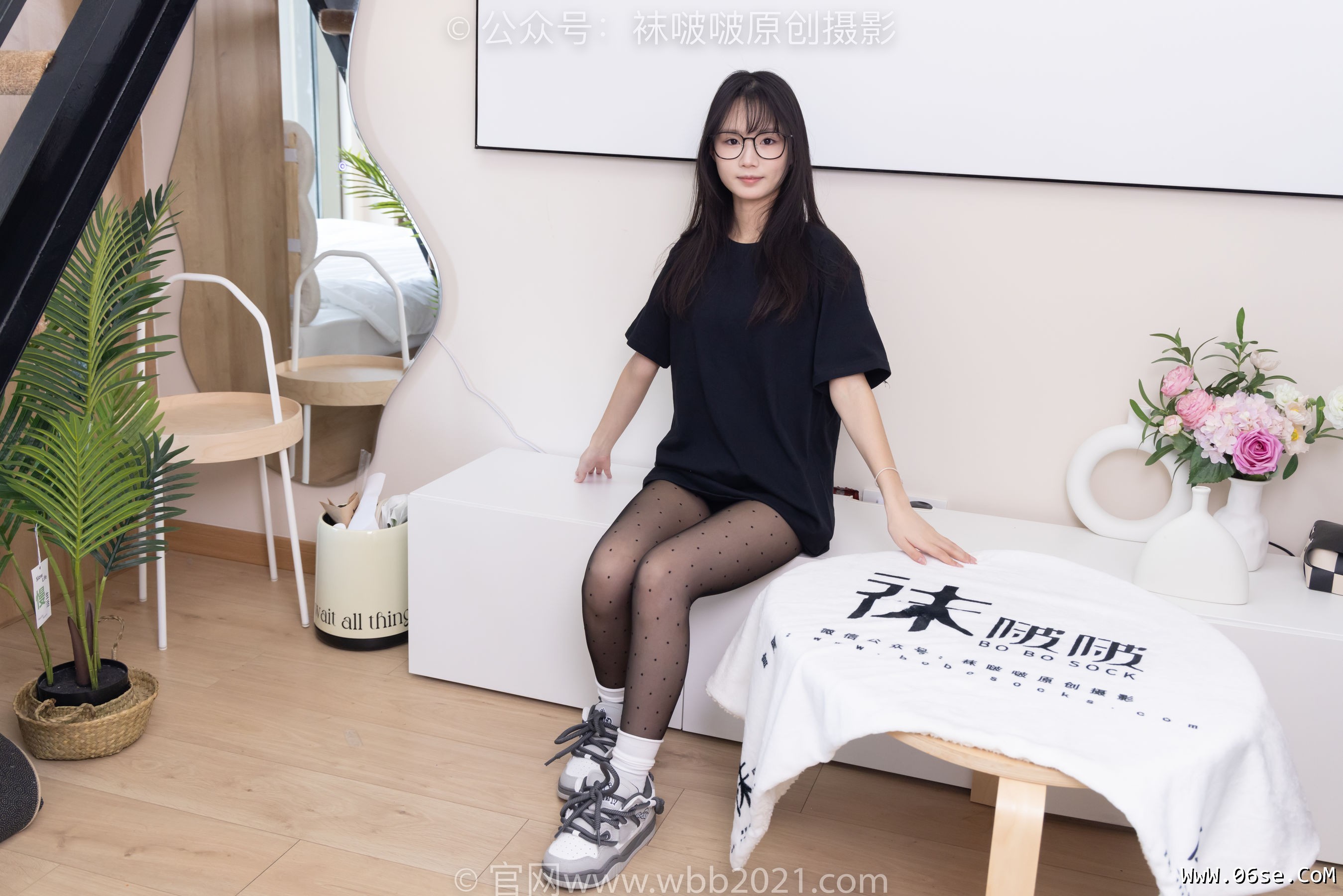 图片[102]-BoBoSocks袜啵啵 No.418 甜甜圈 – 板鞋、白棉袜、波点黑丝[145P]-六色网