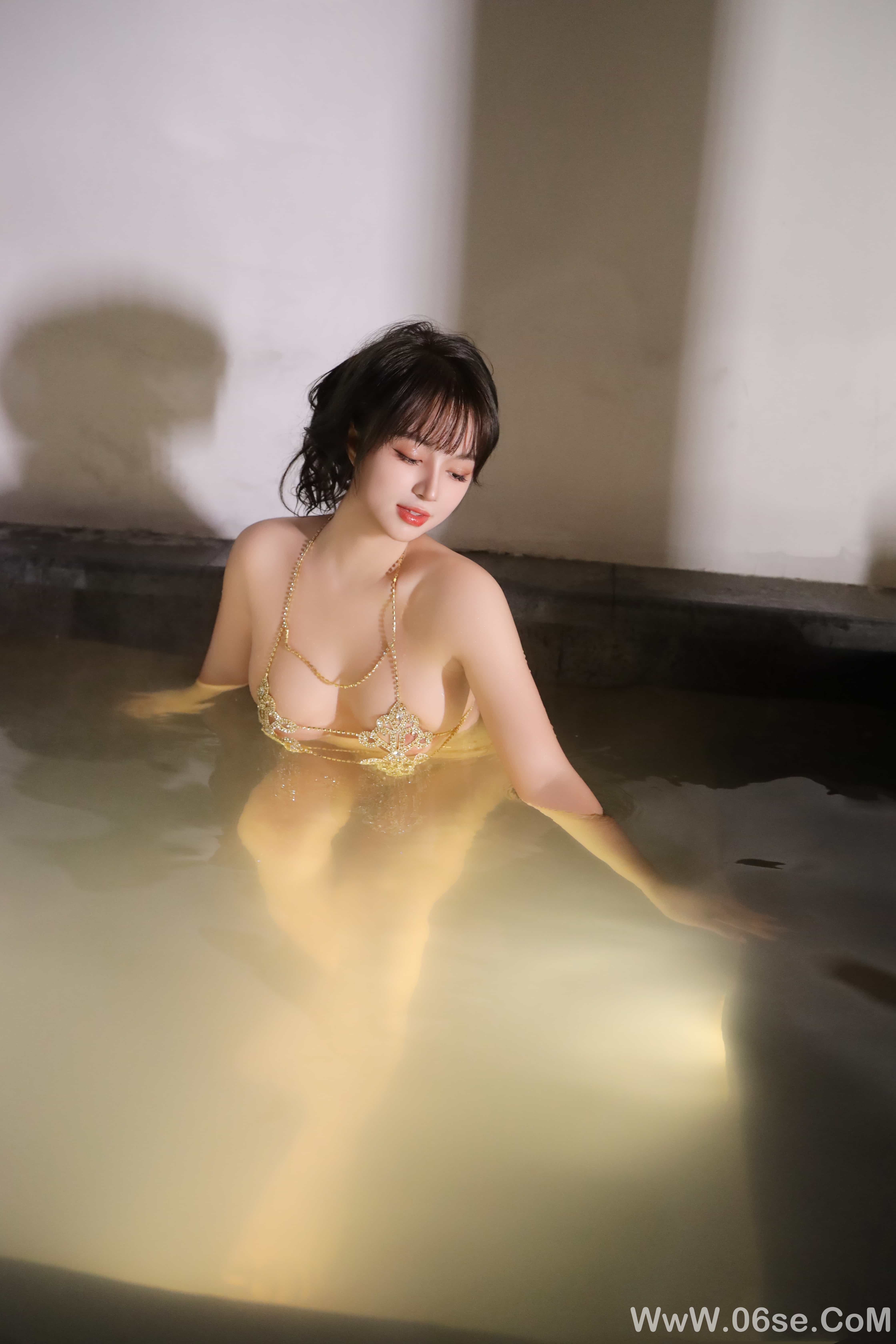 图片[23]-沈思怡 – 温泉[84P]-六色网