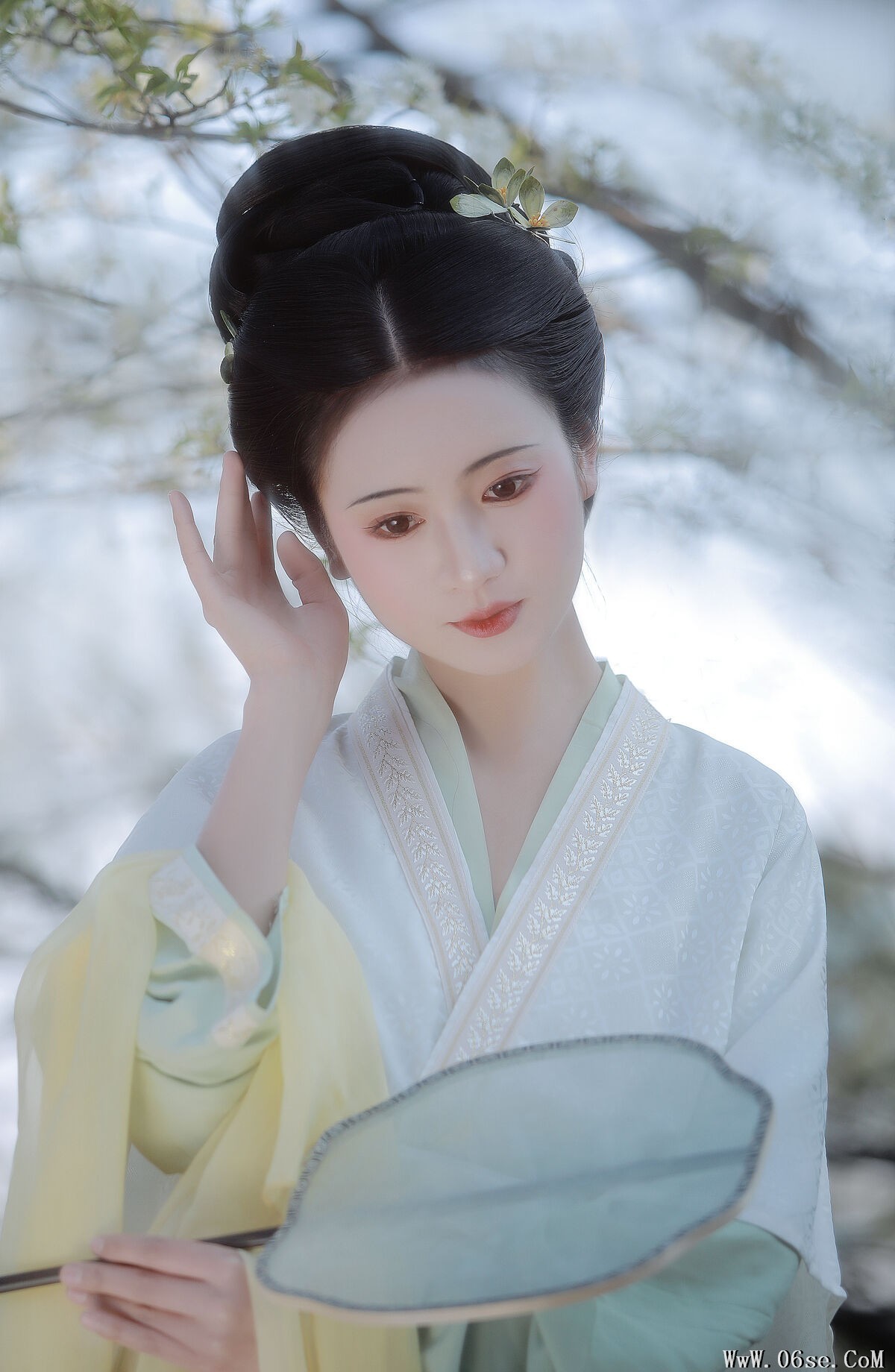 图片[16]-YiTuYu艺图语 Vol.7029 Yu Fang[25P]-六色网