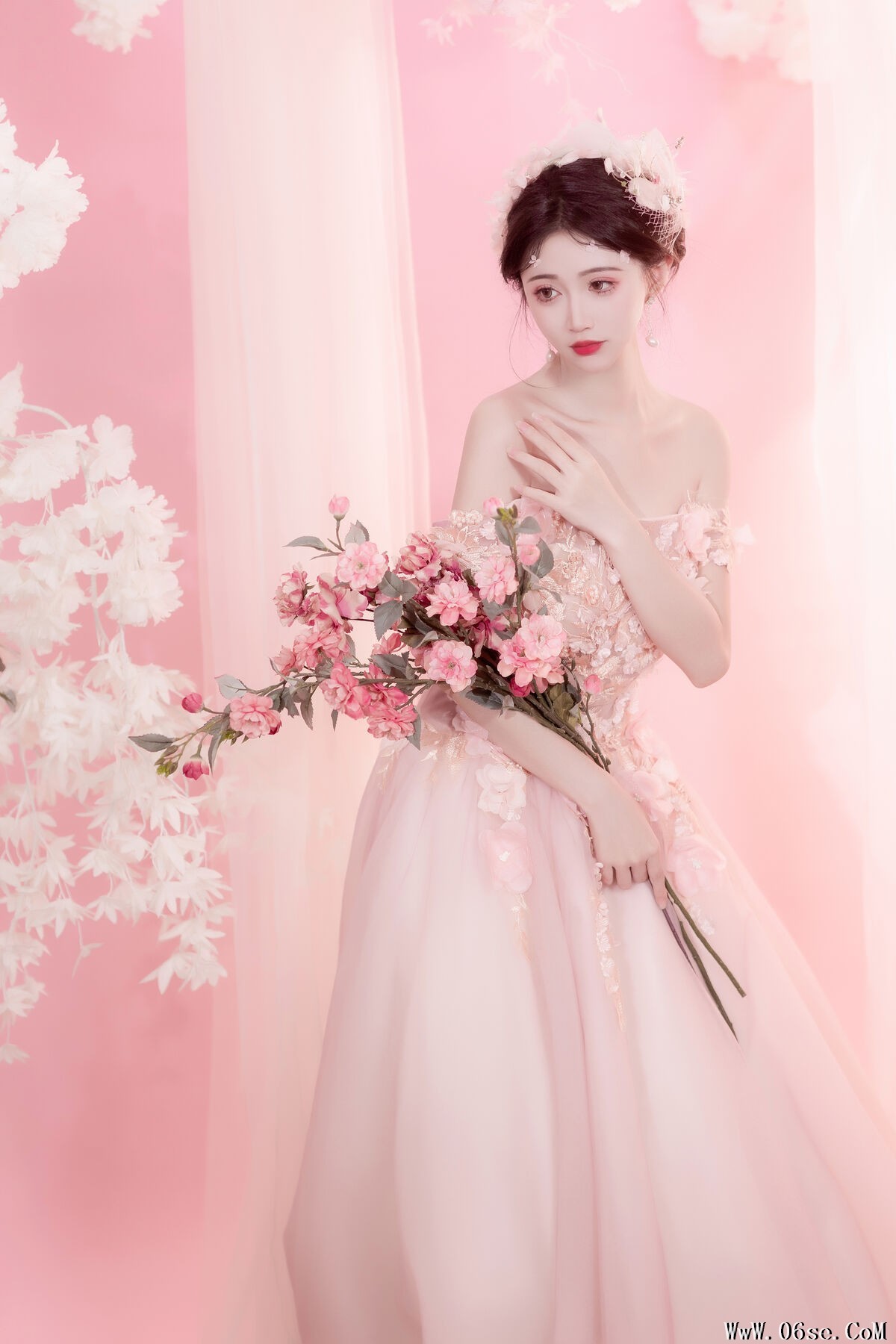 图片[21]-YiTuYu艺图语 Vol.7107 Qi Luo Sheng De Xiao Su Su[28P]-六色网