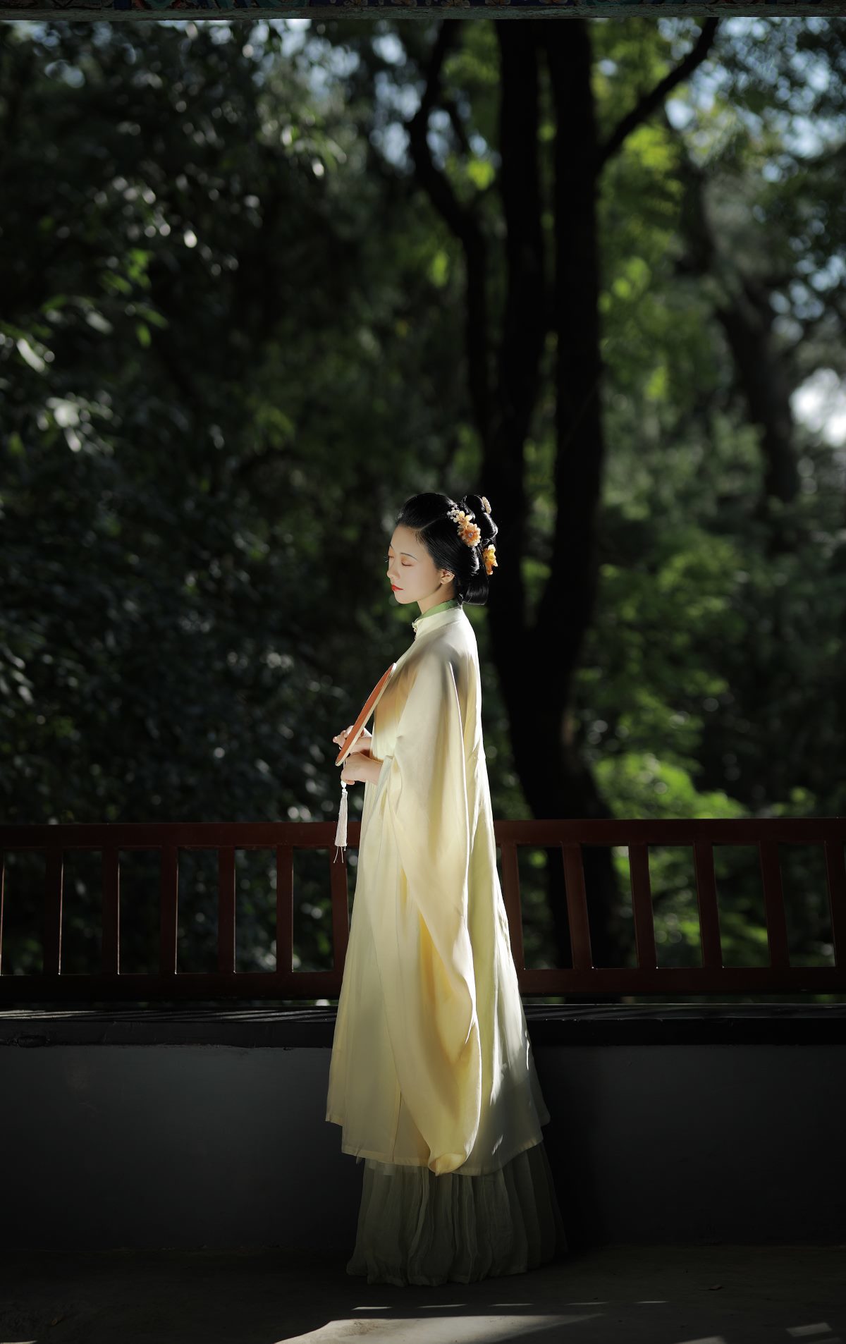 图片[34]-YiTuYu艺图语 Vol.3099 YunFleur[41P]-六色网