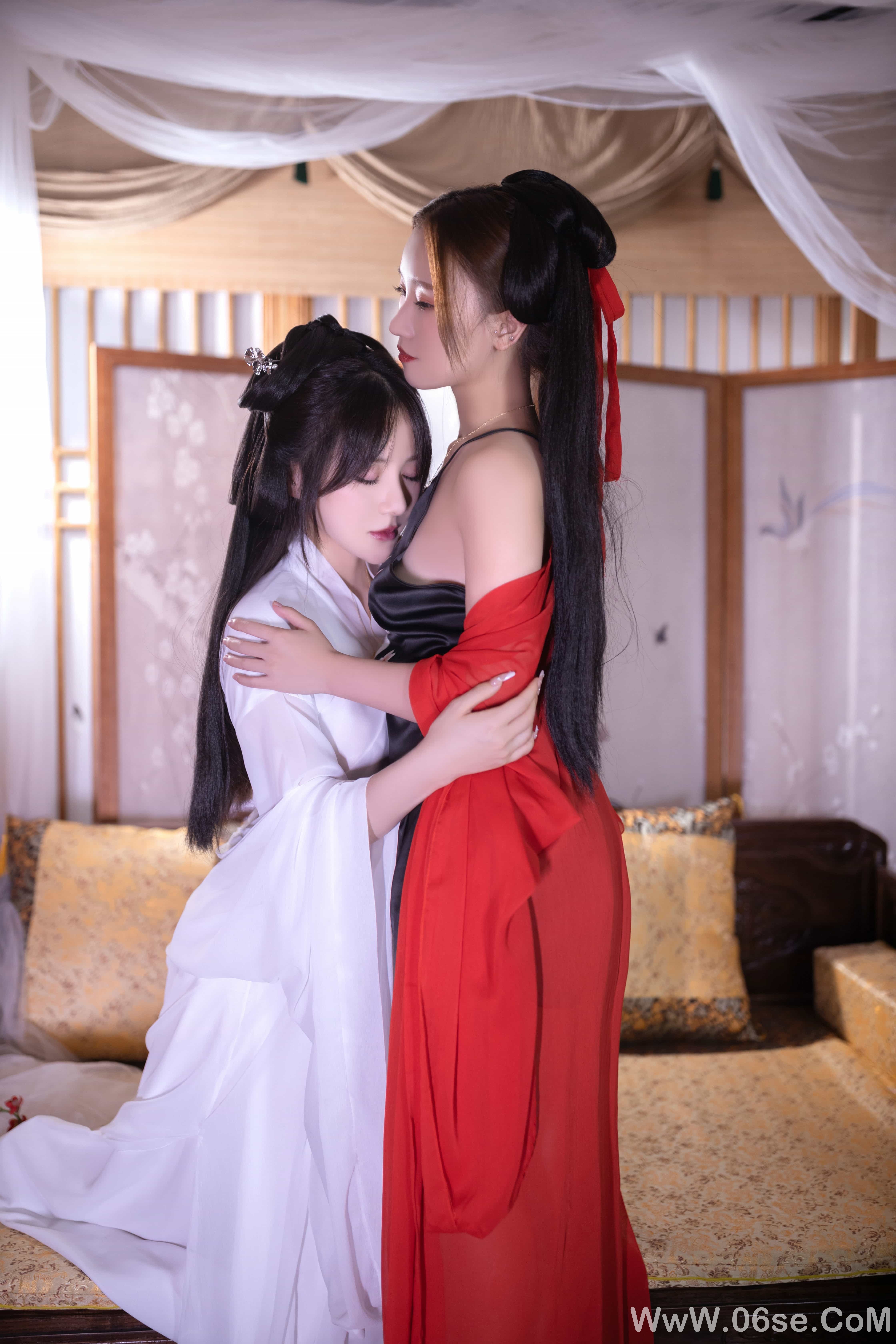图片[35]-秀人名模鱼子酱Fish内部私购未上架《双女古装剧情》写真[153P]-六色网