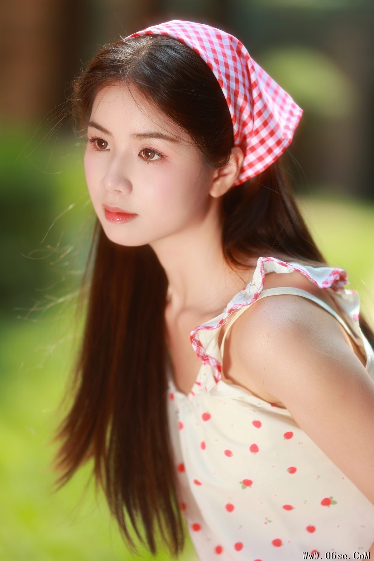 图片[21]-YiTuYu艺图语 Vol.5230 Xiao Du Tong Xue[57P]-六色网