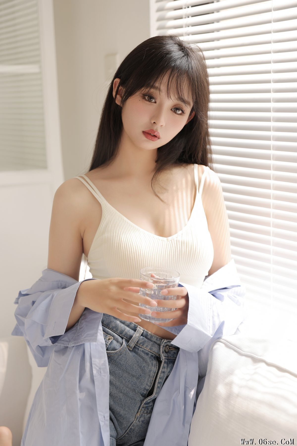 图片[29]-YiTuYu艺图语 Vol.4193 Yi Tiao Lan Chong[32P]-六色网