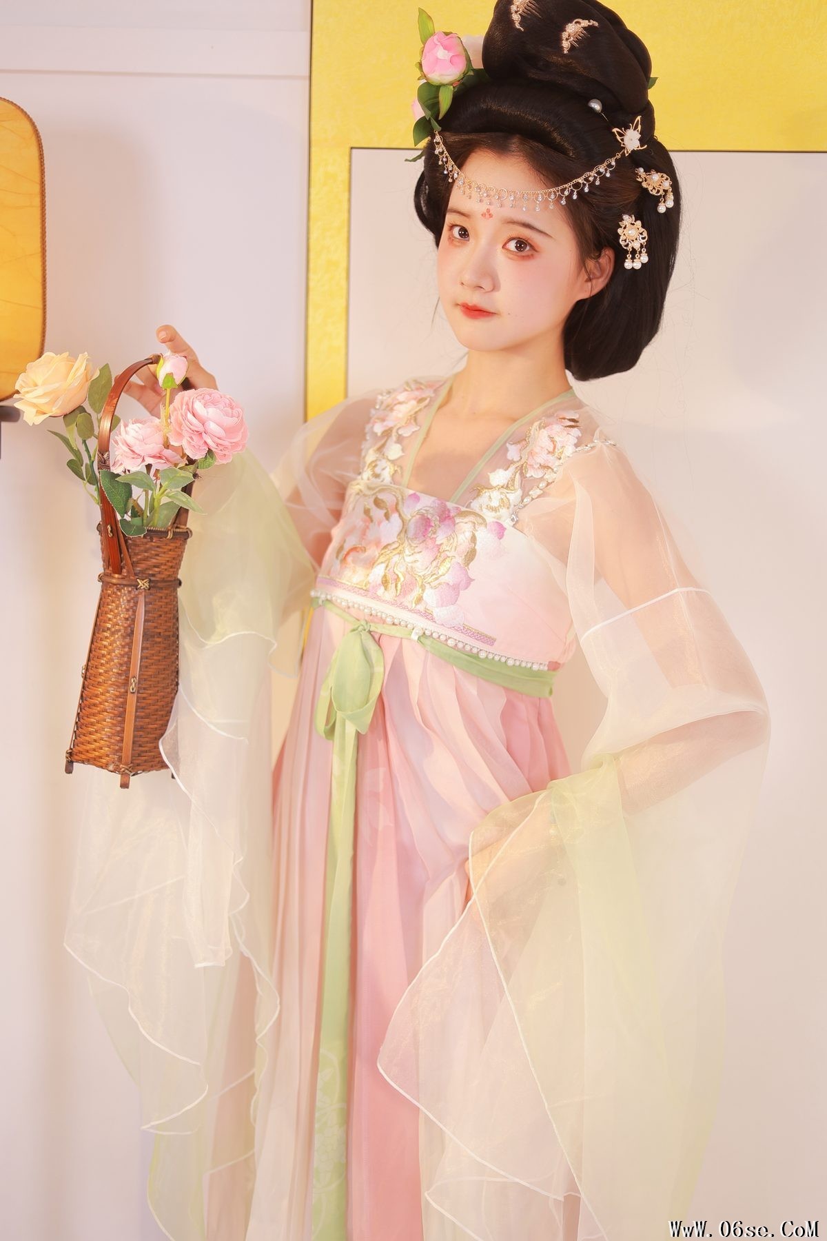 图片[12]-YiTuYu艺图语 Vol.4711 You Er Bai Bai[31P]-六色网