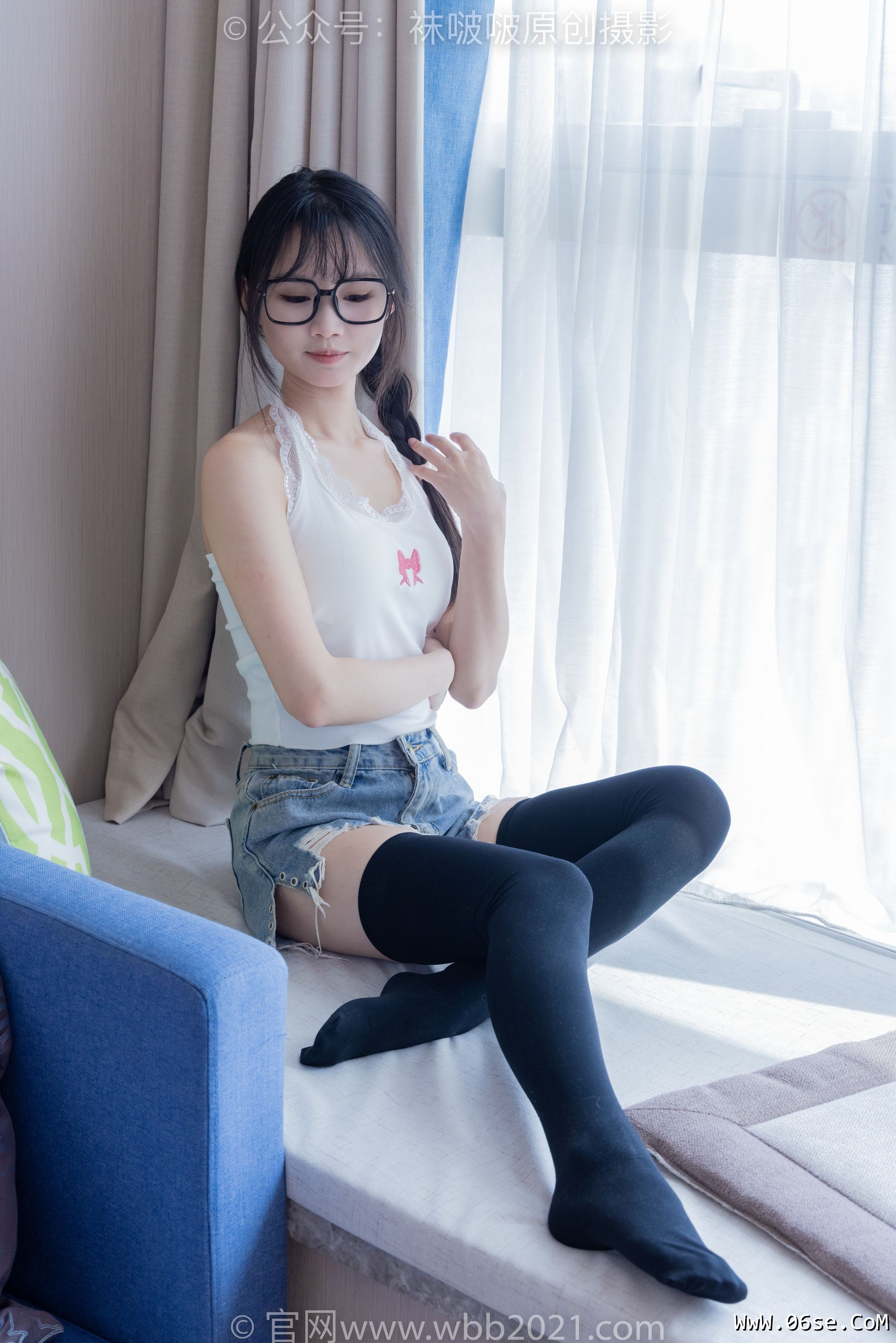 图片[69]-BoBoSocks袜啵啵 No.390 甜甜圈 -板鞋、厚黑丝大腿袜、厚白丝大腿袜[148P]-六色网