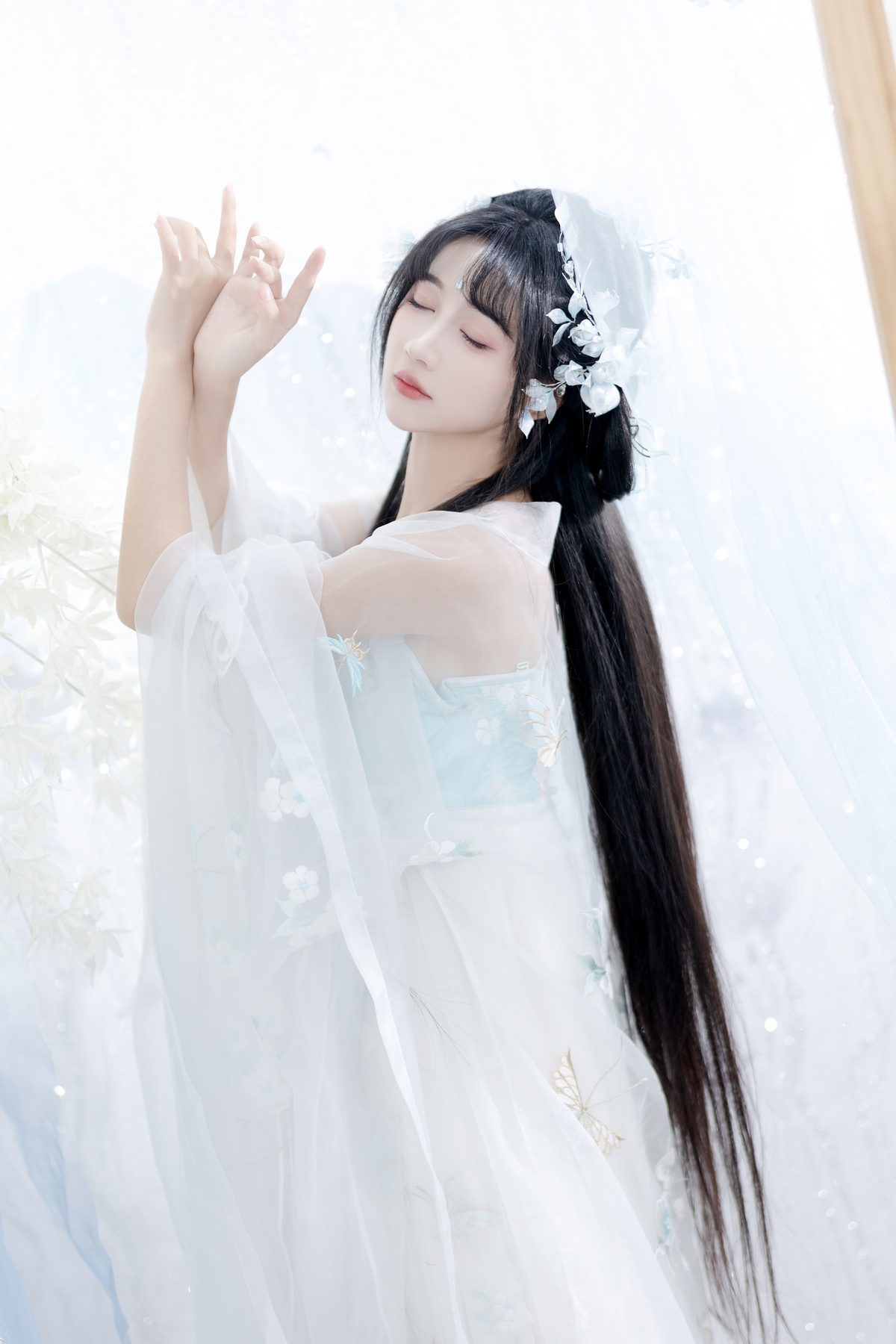 图片[5]-YiTuYu艺图语 Vol.5647 Qi Luo Sheng De Xiao Su Su[27P]-六色网