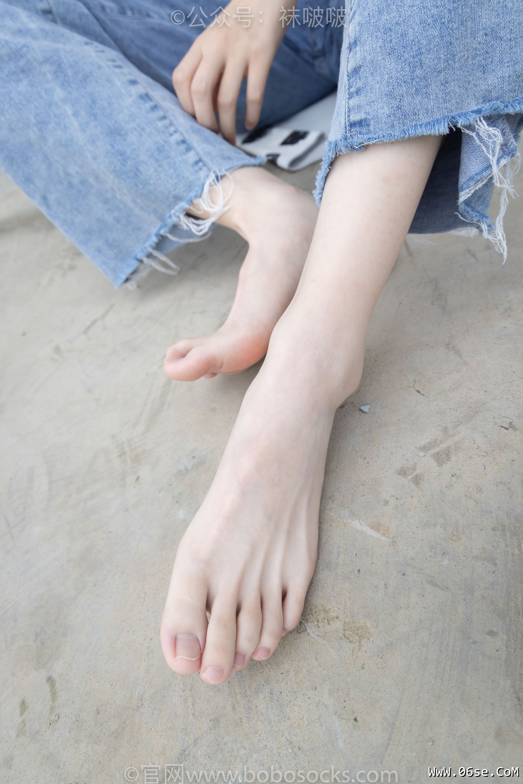 图片[145]-BoBoSocks袜啵啵 No.020 熊熊-NB运动鞋、蓝色短棉袜、裸足[150P]-六色网