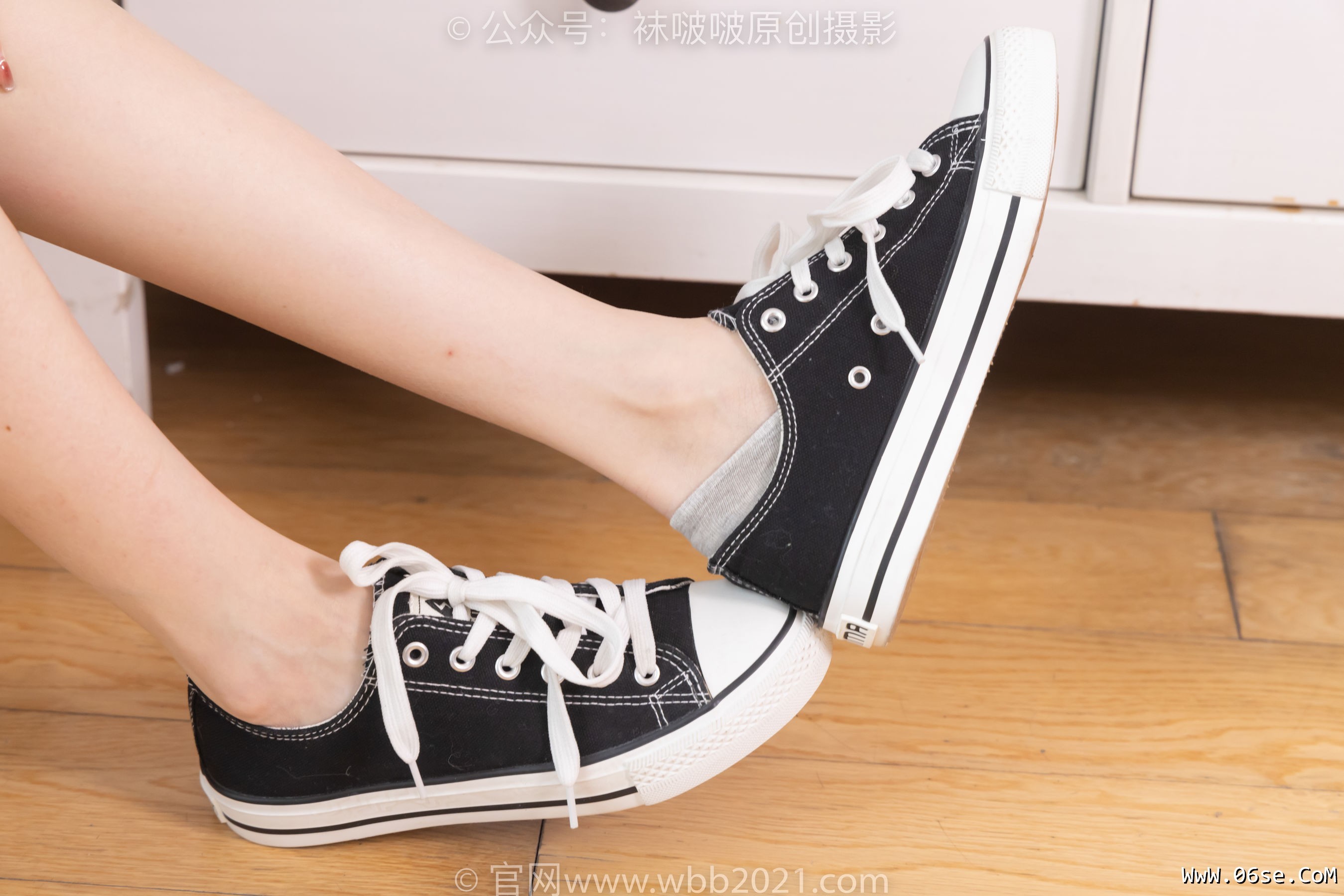 图片[29]-BoBoSocks袜啵啵 No.370 稚予 -板鞋、白棉袜、灰色棉船袜[140P]-六色网