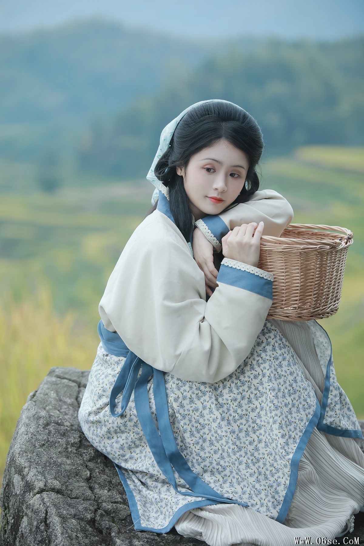 图片[23]-YiTuYu艺图语 Vol.5809 Dai Bu Zhu De Yi Mi[48P]-六色网