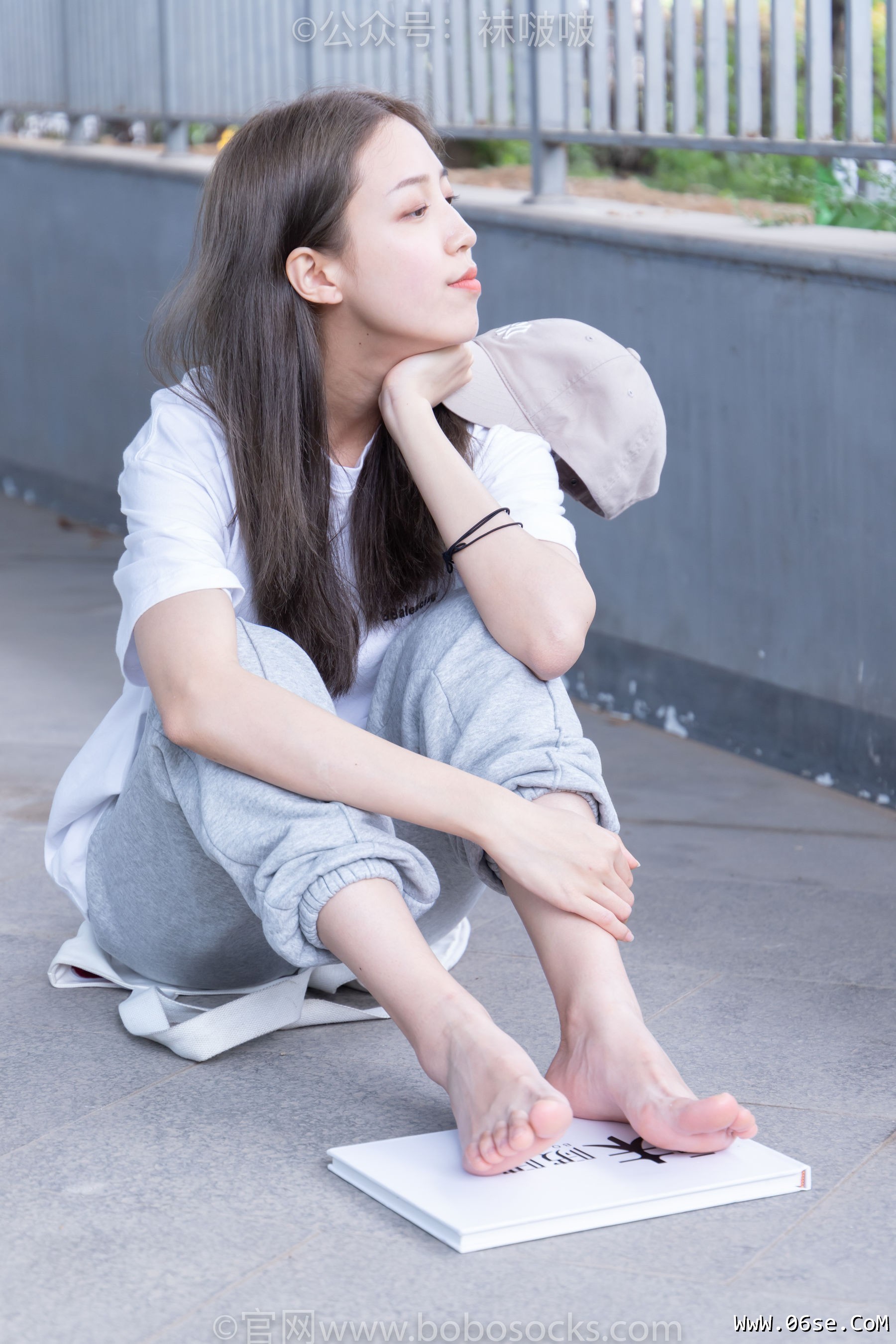 图片[120]-BoBoSocks袜啵啵 No.012 泡芙-运动鞋、白棉袜、裸足[132P]-六色网