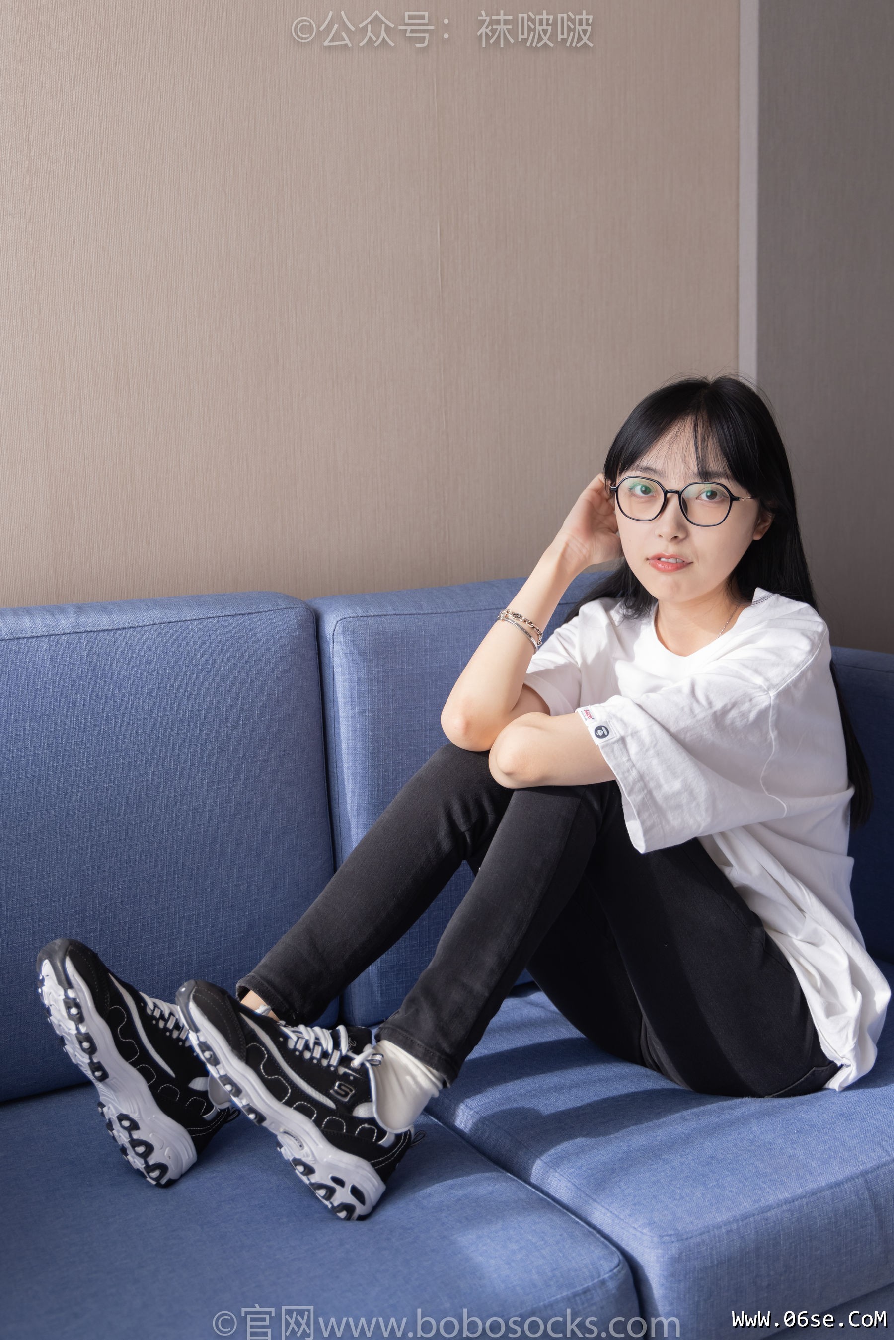 图片[27]-BoBoSocks袜啵啵 No.055 稚予-斯凯奇运动鞋、白棉袜、黑棉袜[139P]-六色网