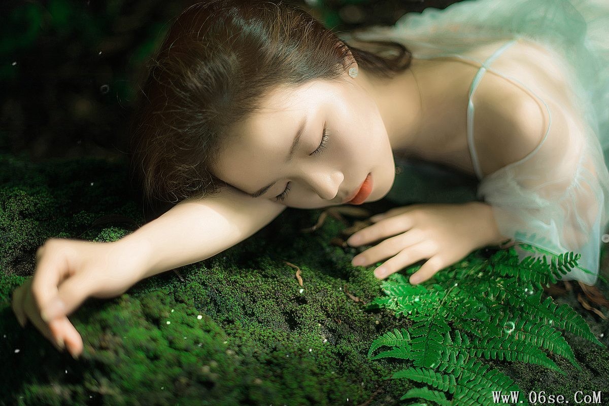 图片[31]-YiTuYu艺图语 Vol.5472 Zoey[32P]-六色网