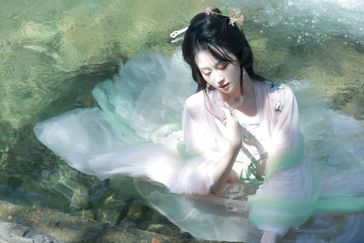 图片[18]-YiTuYu艺图语 Vol.3667 A Tong[30P]-六色网