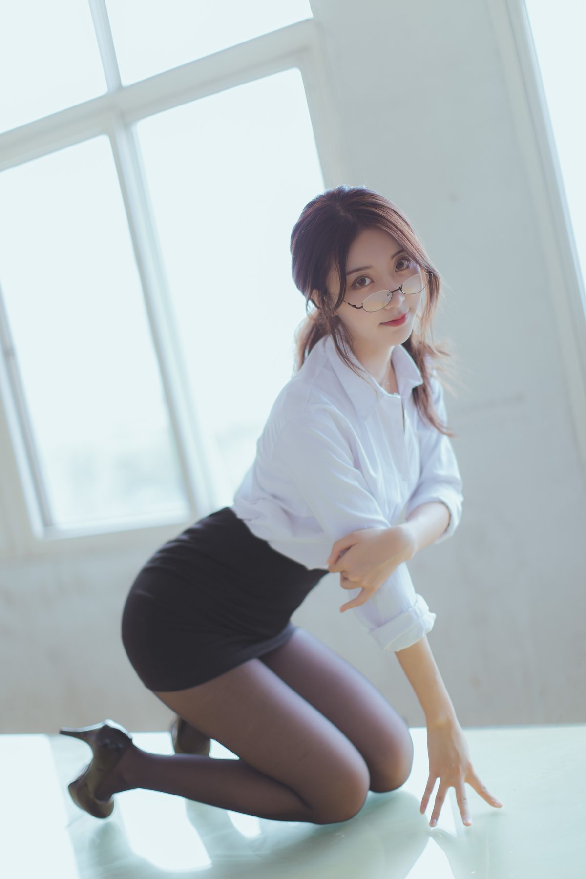 图片[21]-YiTuYu艺图语 Vol.5961 Hei Chuan[27P]-六色网