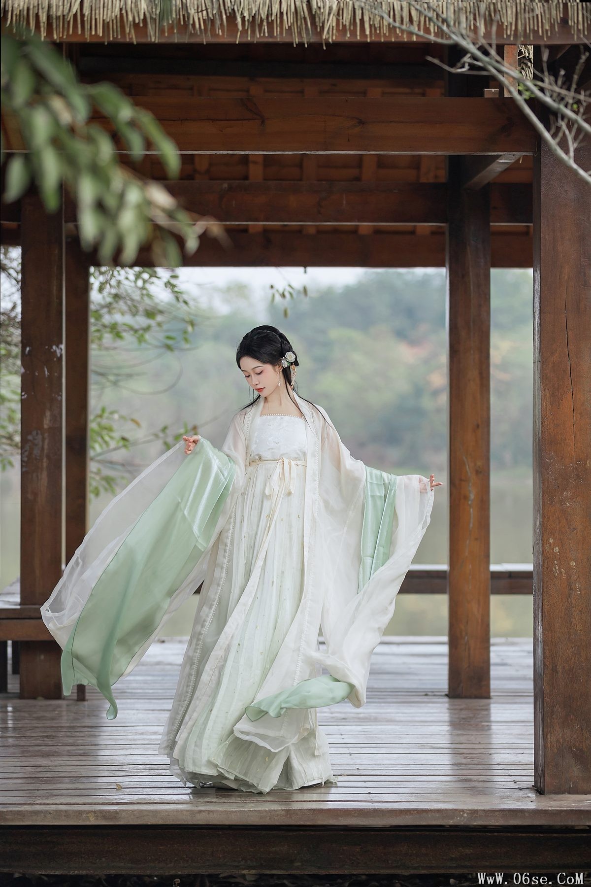 图片[7]-YiTuYu艺图语 Vol.3529 Li Yi Yi[23P]-六色网