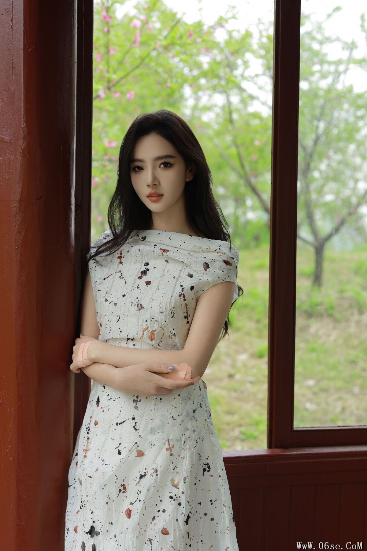 图片[4]-YiTuYu艺图语 Vol.6826 Elaine[32P]-六色网